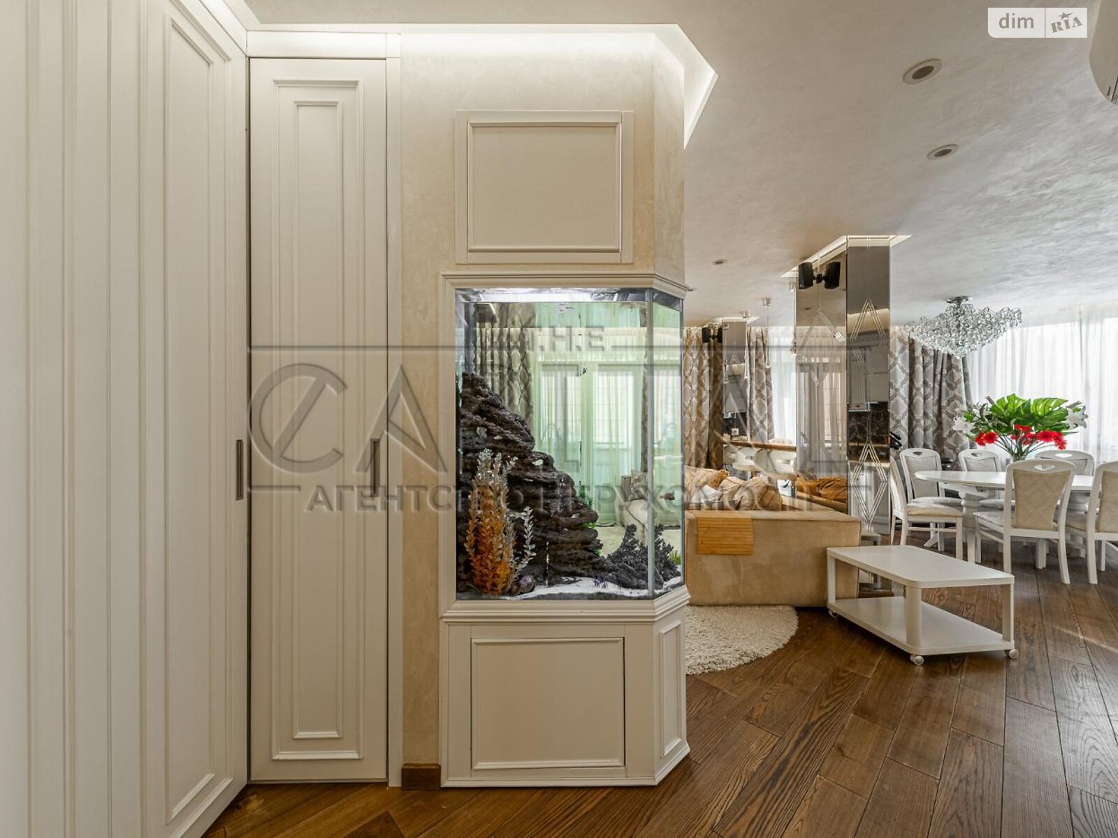 Продажа двухкомнатной квартиры в Киеве, на ул. Вышгородская 45, район Подольский фото 1