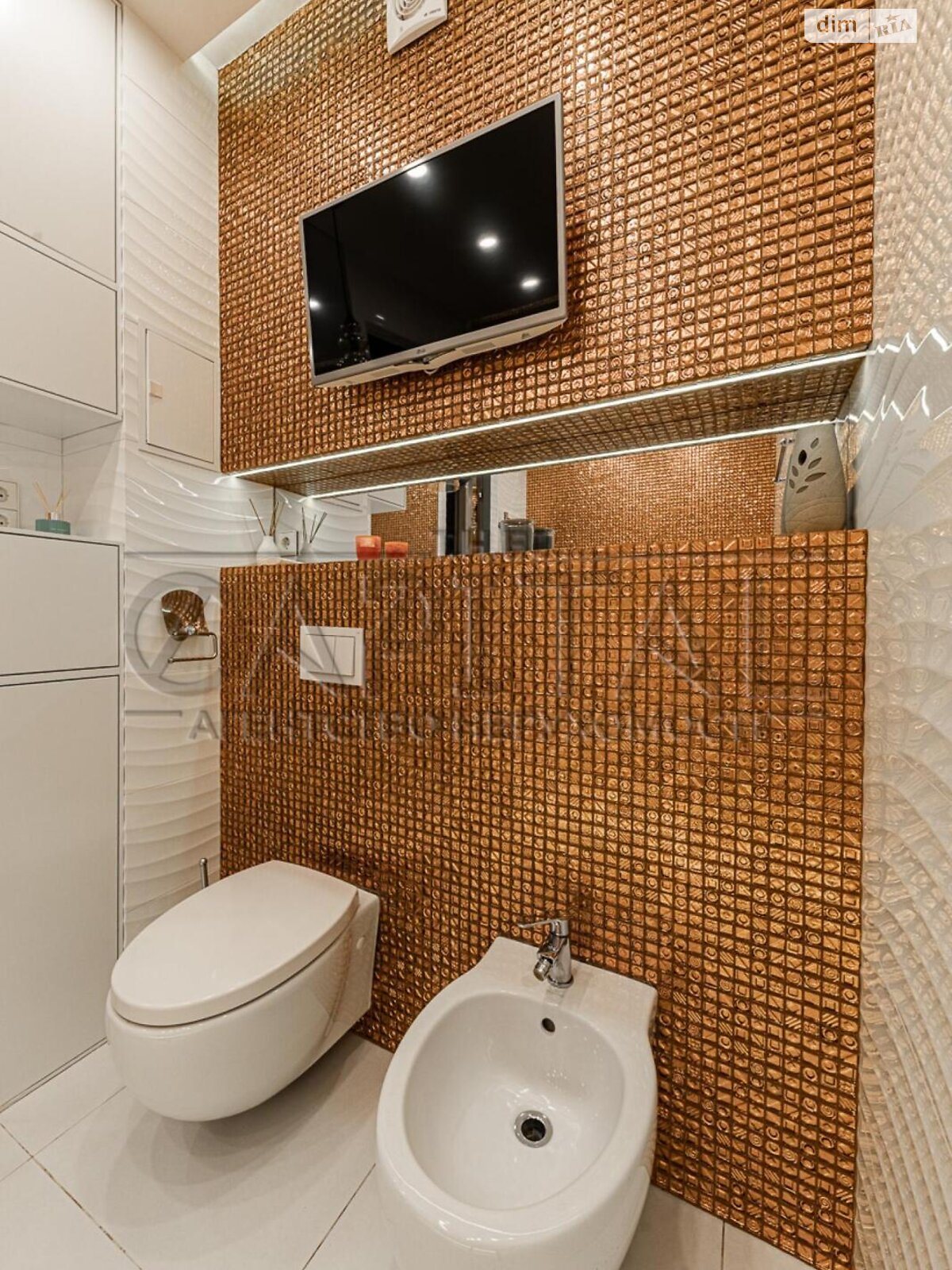 Продажа двухкомнатной квартиры в Киеве, на ул. Вышгородская 45, район Подольский фото 1