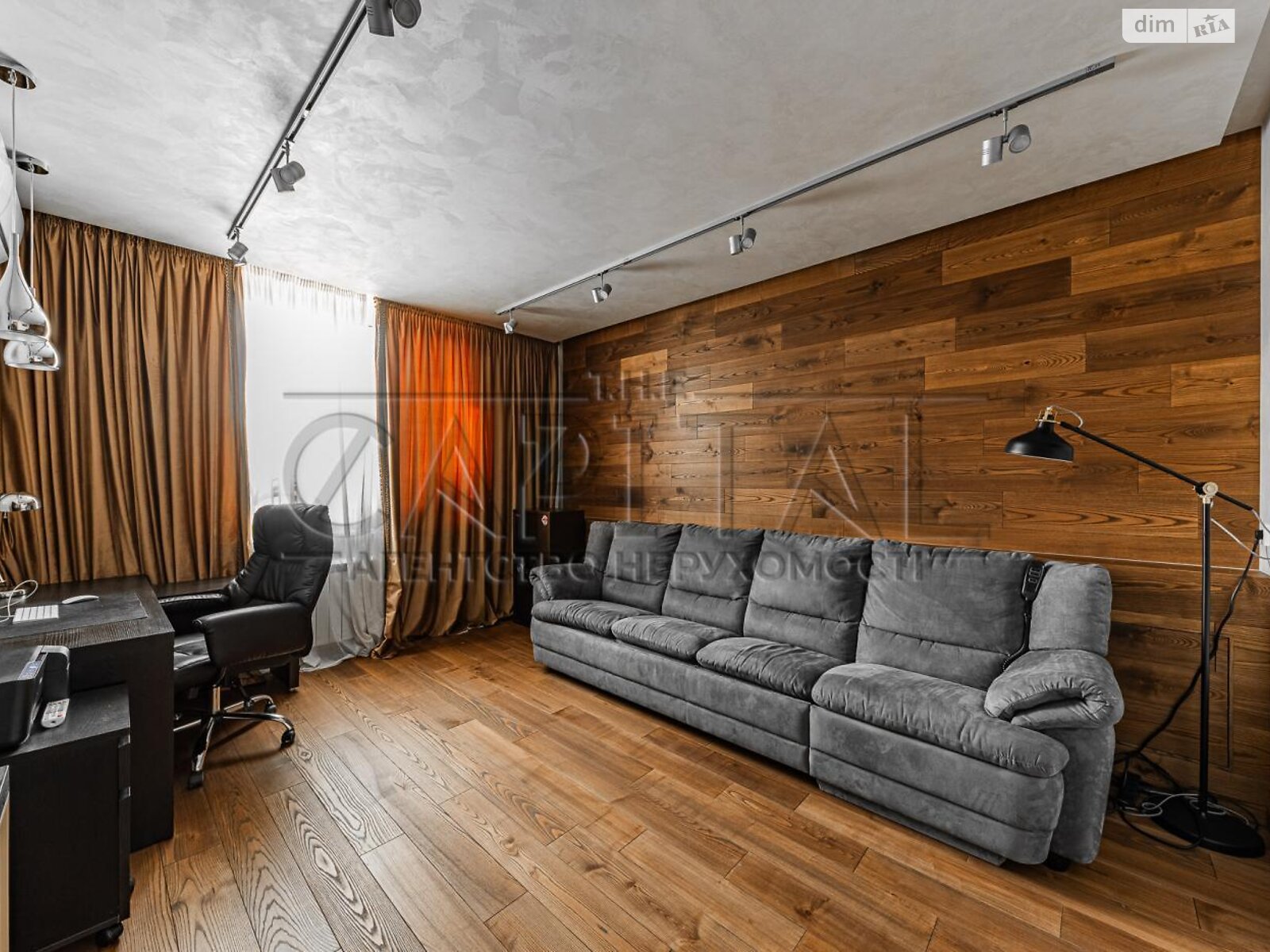 Продажа двухкомнатной квартиры в Киеве, на ул. Вышгородская 45, район Подольский фото 1