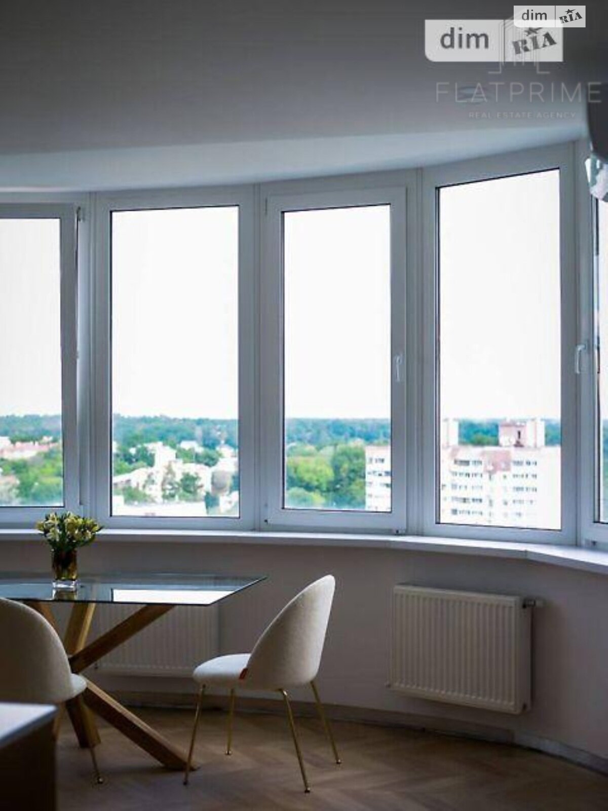 Продажа трехкомнатной квартиры в Киеве, на ул. Вышгородская 45/13, район Ветряные Горы фото 1