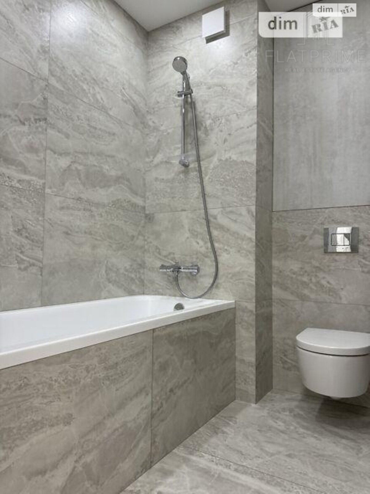 Продажа трехкомнатной квартиры в Киеве, на ул. Вышгородская 45/13, район Ветряные Горы фото 1