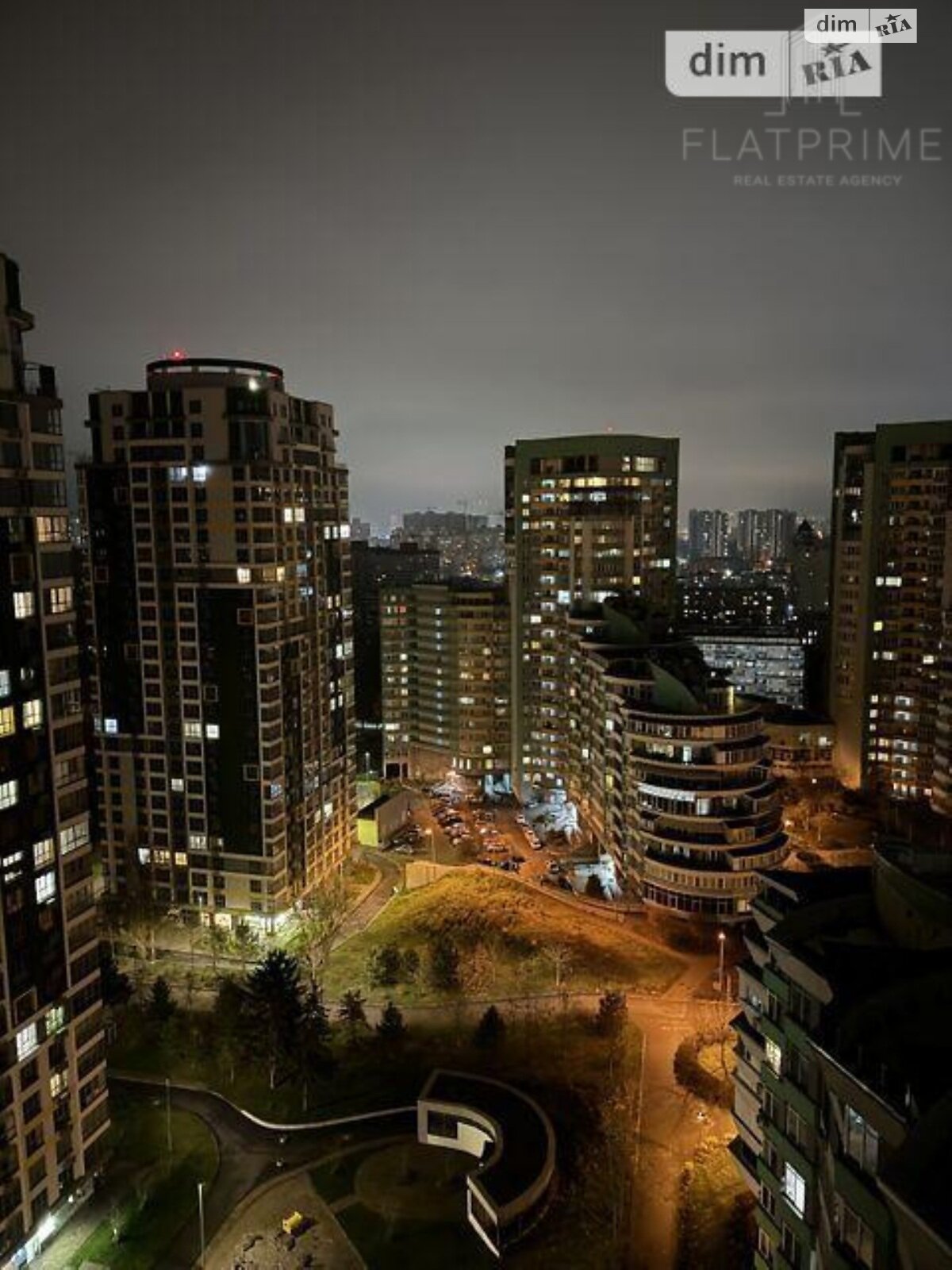 Продажа трехкомнатной квартиры в Киеве, на ул. Вышгородская 45/13, район Ветряные Горы фото 1