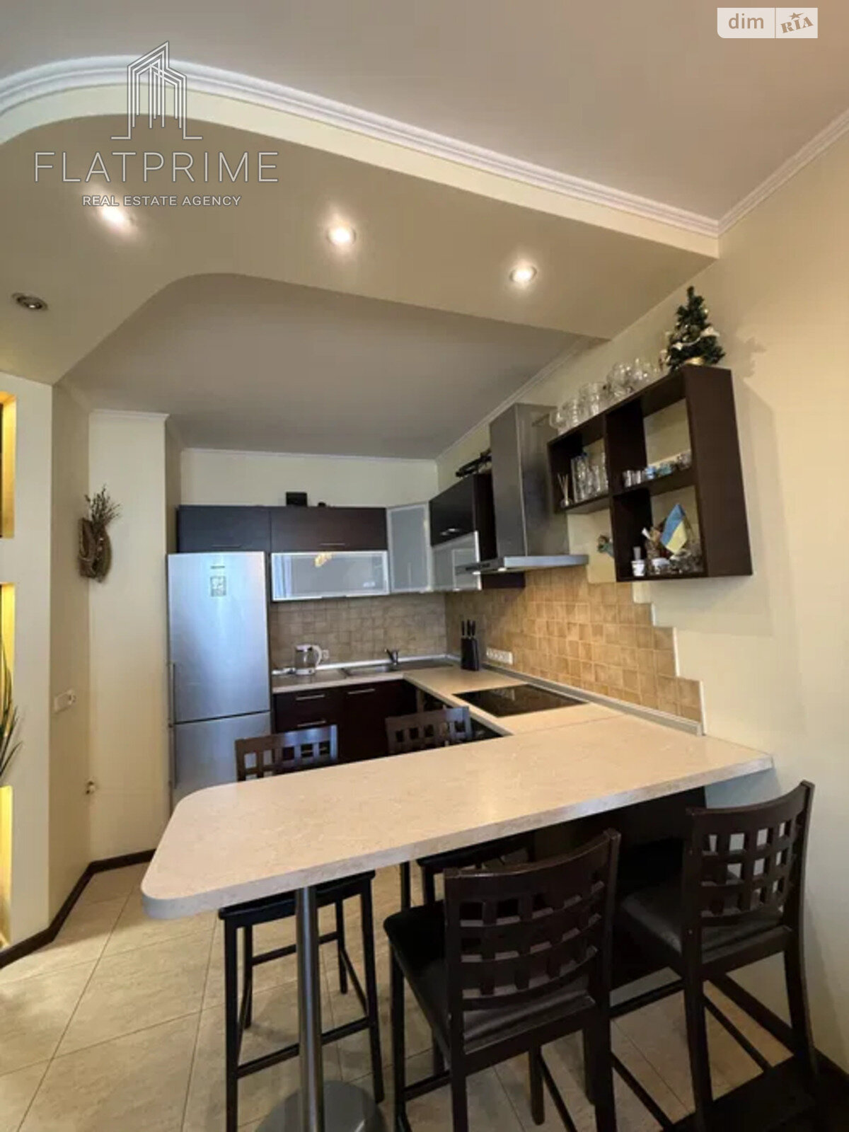 Продажа двухкомнатной квартиры в Киеве, на ул. Вышгородская 45/11, район Ветряные Горы фото 1