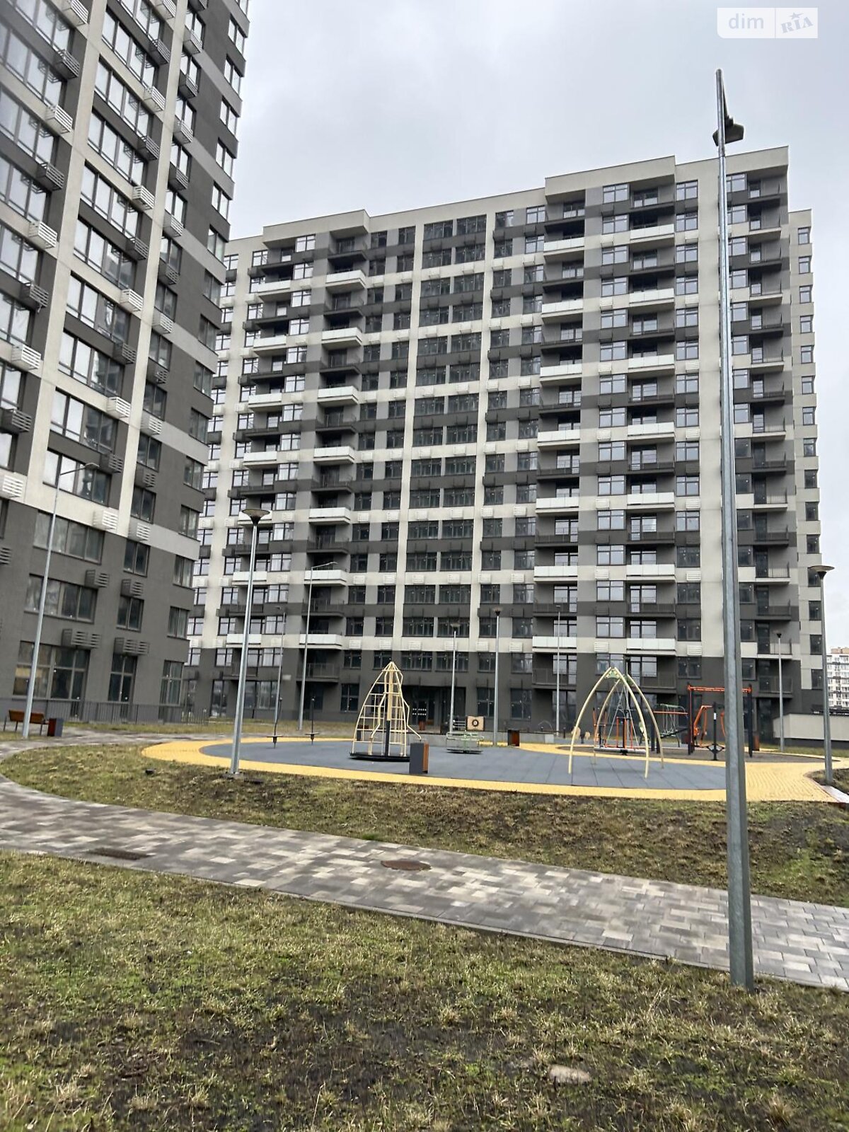 Продаж трикімнатної квартири в Києві, на вул. Олександра Олеся 5А, район Виноградар фото 1 Продаж трикімнатної квартири в Києві, на вул. Олександра Олеся 5А, район Виноградар фото 1