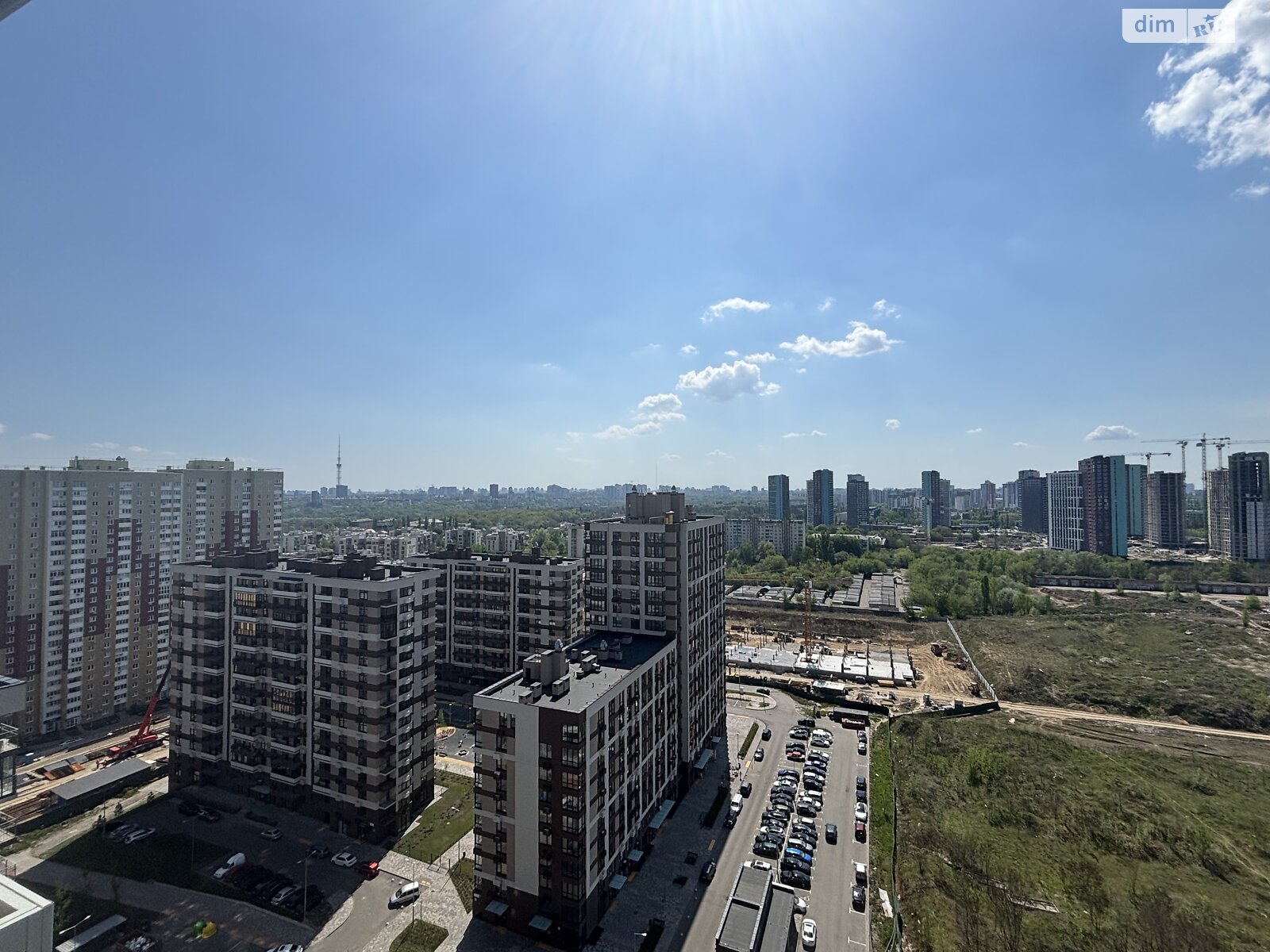 Продажа трехкомнатной квартиры в Киеве, на ул. Александра Олеся 5А, район Виноградарь фото 1 Продажа трехкомнатной квартиры в Киеве, на ул. Александра Олеся 5А, район Виноградарь фото 1