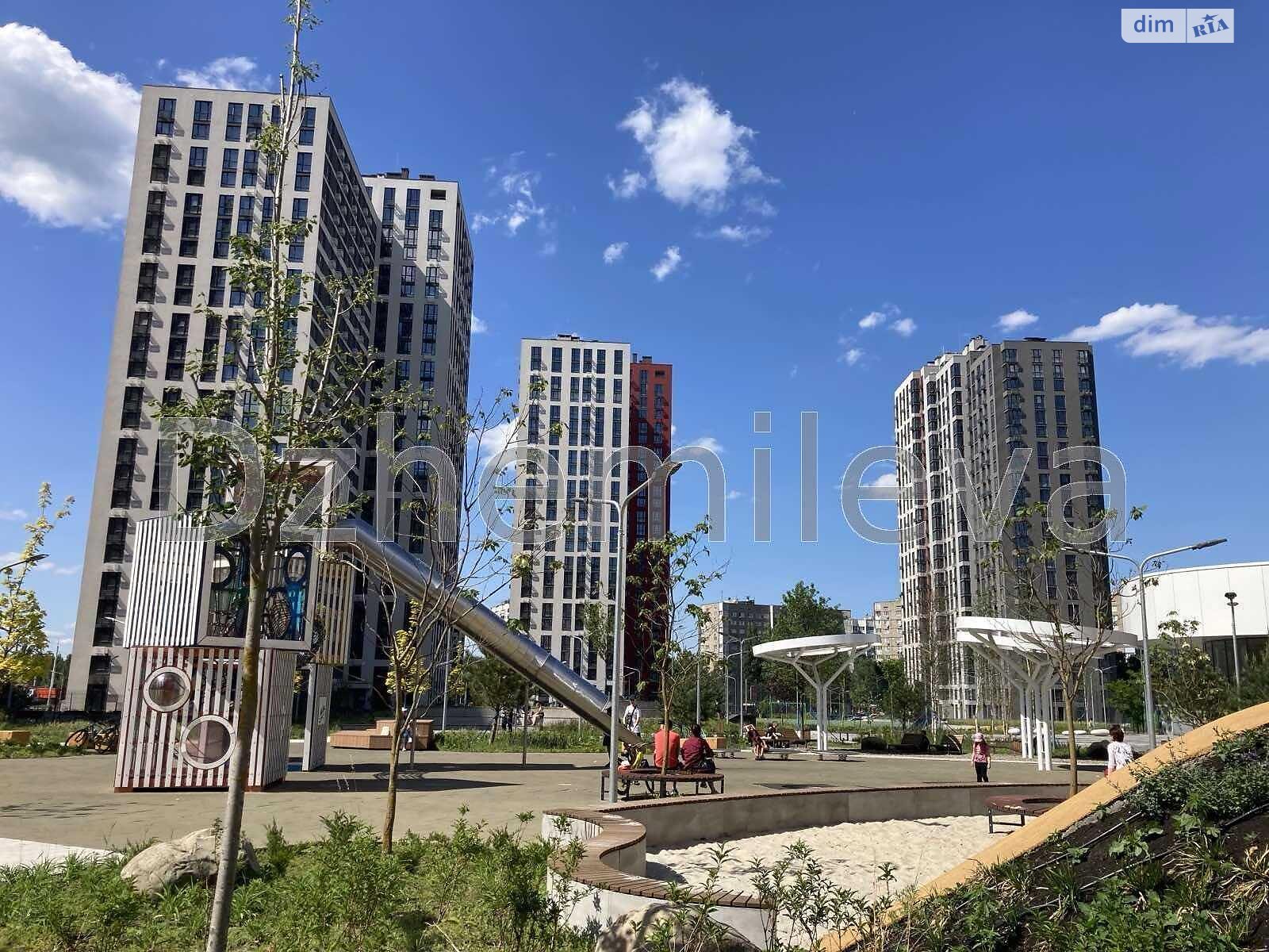 Продажа трехкомнатной квартиры в Киеве, на ул. Александра Олеся 8/17, район Виноградарь фото 1 Продажа трехкомнатной квартиры в Киеве, на ул. Александра Олеся 8/17, район Виноградарь фото 1