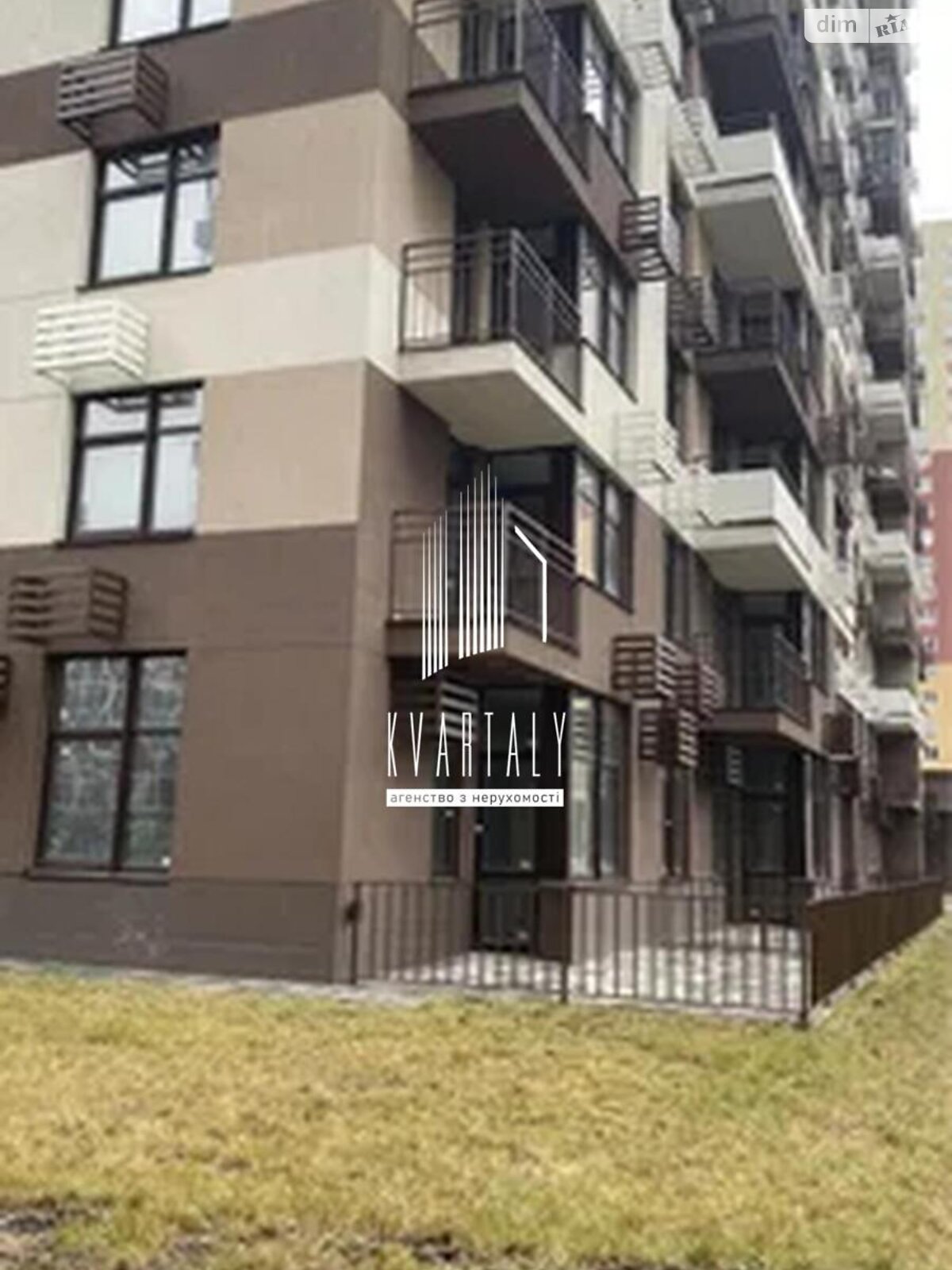 Продаж трикімнатної квартири в Києві, на вул. Олександра Олеся 1, район Виноградар фото 1 Продаж трикімнатної квартири в Києві, на вул. Олександра Олеся 1, район Виноградар фото 1