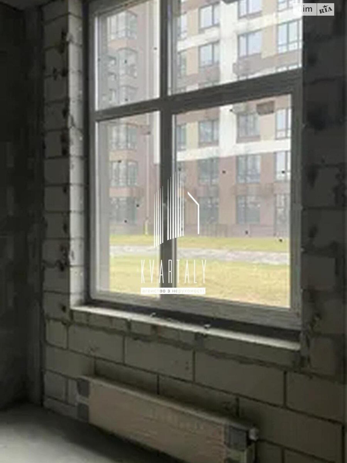 Продаж трикімнатної квартири в Києві, на вул. Олександра Олеся 1, район Виноградар фото 1 Продаж трикімнатної квартири в Києві, на вул. Олександра Олеся 1, район Виноградар фото 1