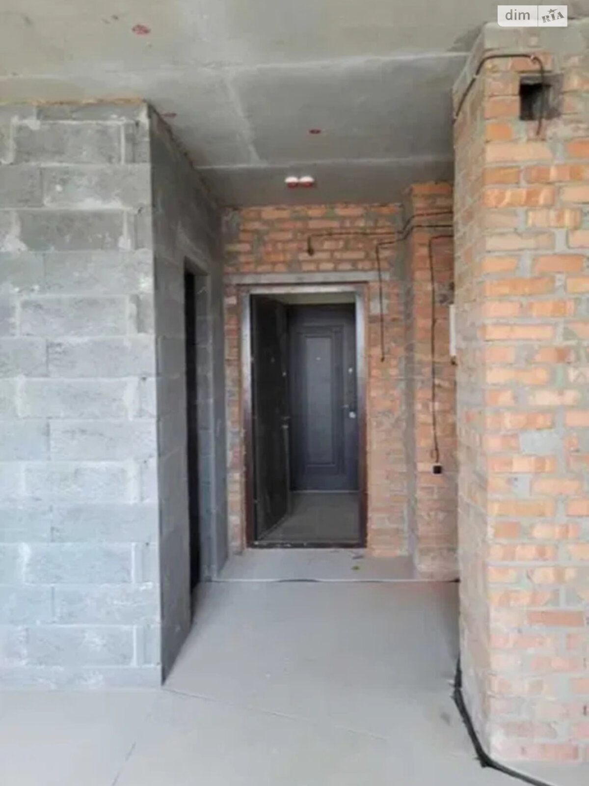 Продажа двухкомнатной квартиры в Киеве, на ул. Александра Олеся 5, район Виноградарь фото 1 Продажа двухкомнатной квартиры в Киеве, на ул. Александра Олеся 5, район Виноградарь фото 1