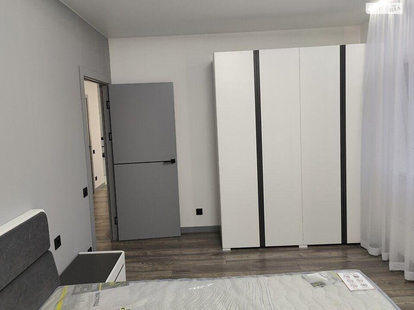 Продаж двокімнатної квартири в Києві, на вул. Олександра Олеся 1, район Виноградар фото 1 Продаж двокімнатної квартири в Києві, на вул. Олександра Олеся 1, район Виноградар фото 1