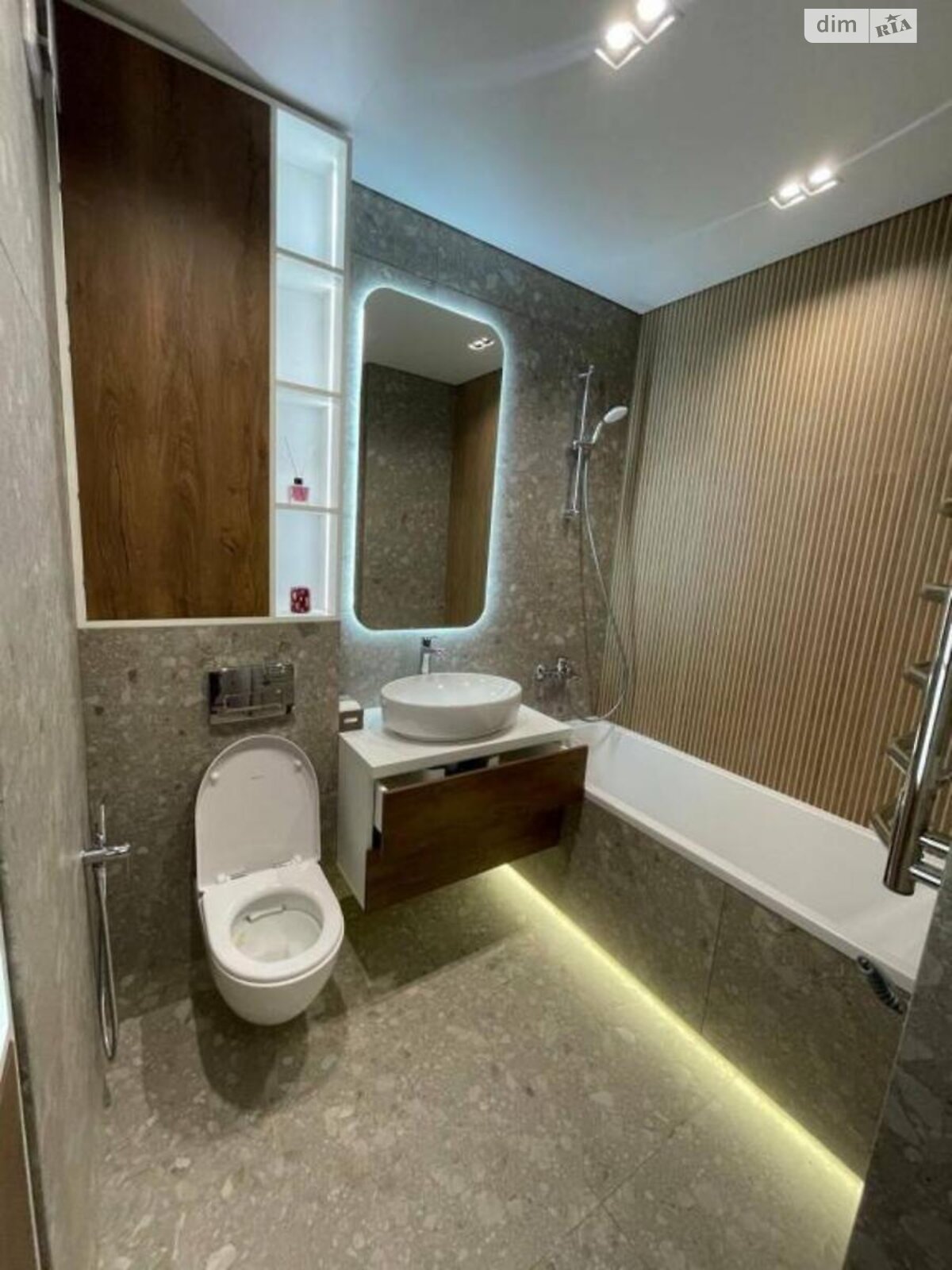 Продажа двухкомнатной квартиры в Киеве, на ул. Александра Олеся 2В, район Виноградарь фото 1 Продажа двухкомнатной квартиры в Киеве, на ул. Александра Олеся 2В, район Виноградарь фото 1