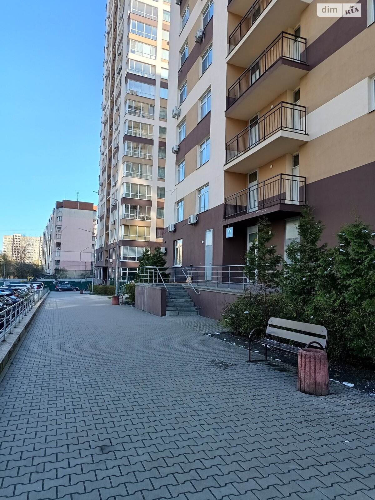 Продажа трехкомнатной квартиры в Киеве, на просп. Европейского Союза 41Г, район Виноградарь фото 1 Продажа трехкомнатной квартиры в Киеве, на просп. Европейского Союза 41Г, район Виноградарь фото 1