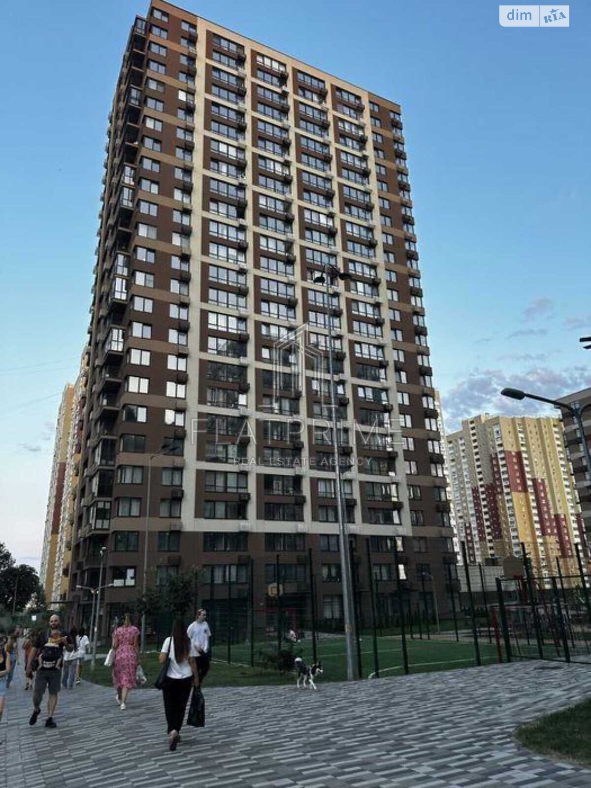 Продажа трехкомнатной квартиры в Киеве, на просп. Европейского Союза 41А, район Виноградарь фото 1 Продажа трехкомнатной квартиры в Киеве, на просп. Европейского Союза 41А, район Виноградарь фото 1