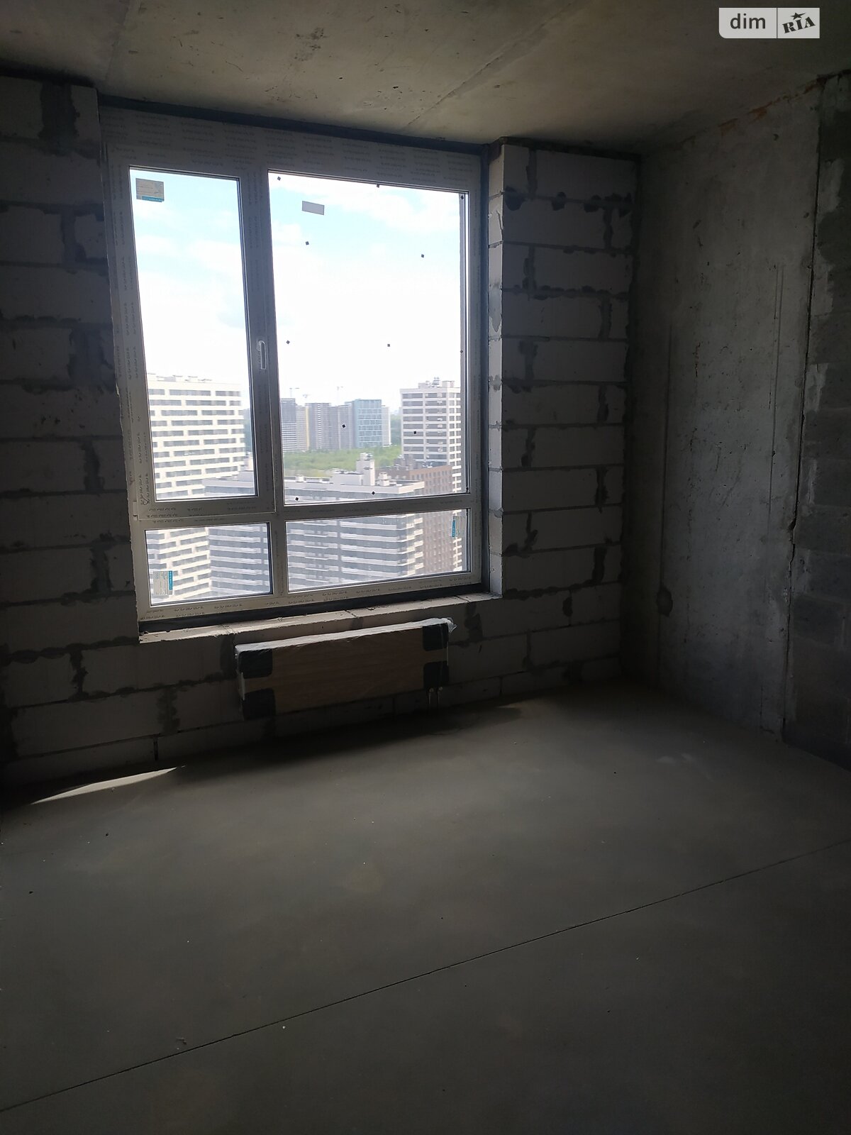Продаж трикімнатної квартири в Києві, на вул. Всеволода Змієнка 19, район Виноградар фото 1 Продаж трикімнатної квартири в Києві, на вул. Всеволода Змієнка 19, район Виноградар фото 1