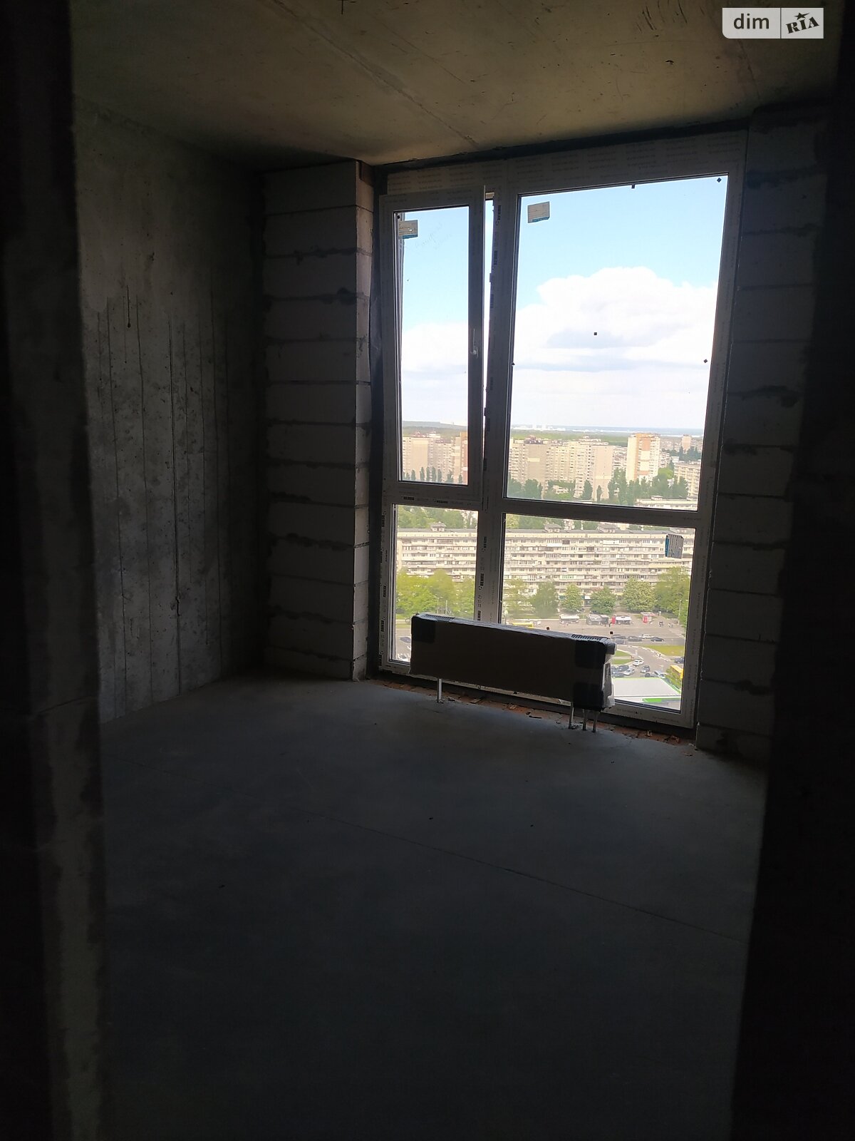 Продаж трикімнатної квартири в Києві, на вул. Всеволода Змієнка 19, район Виноградар фото 1 Продаж трикімнатної квартири в Києві, на вул. Всеволода Змієнка 19, район Виноградар фото 1