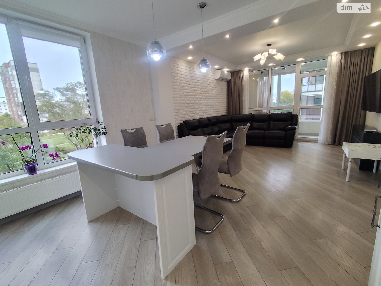 Продажа однокомнатной квартиры в Киеве, на просп. Европейского Союза 45А, район Виноградарь фото 1 Продажа однокомнатной квартиры в Киеве, на просп. Европейского Союза 45А, район Виноградарь фото 1