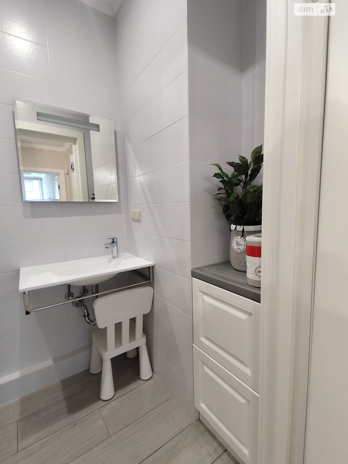 Продажа однокомнатной квартиры в Киеве, на просп. Европейского Союза 45А, район Виноградарь фото 1 Продажа однокомнатной квартиры в Киеве, на просп. Европейского Союза 45А, район Виноградарь фото 1