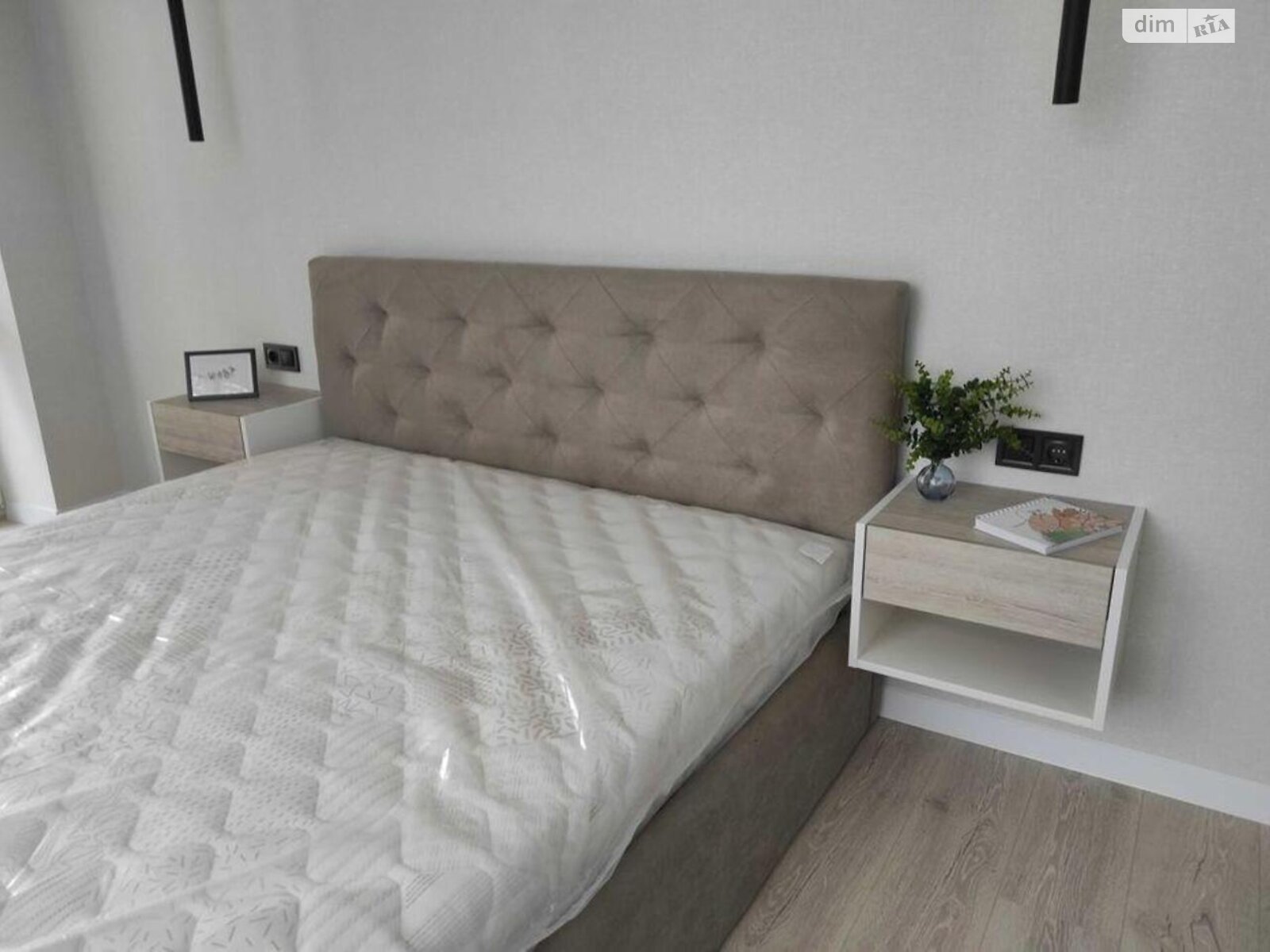 Продажа двухкомнатной квартиры в Киеве, на просп. Европейского Союза 41Б, район Виноградарь фото 1 Продажа двухкомнатной квартиры в Киеве, на просп. Европейского Союза 41Б, район Виноградарь фото 1