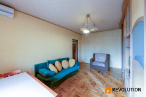 Продаж двокімнатної квартири в Києві, на просп. Європейського Союзу 10, район Виноградар фото 2