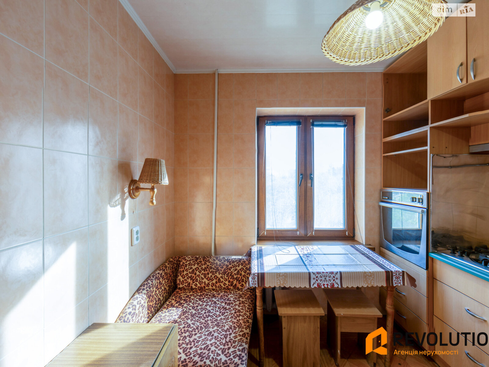 Продаж двокімнатної квартири в Києві, на просп. Європейського Союзу 10, район Виноградар фото 1