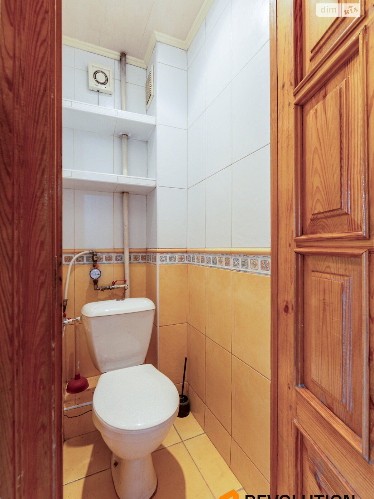 Продаж двокімнатної квартири в Києві, на просп. Європейського Союзу 10, район Виноградар фото 1