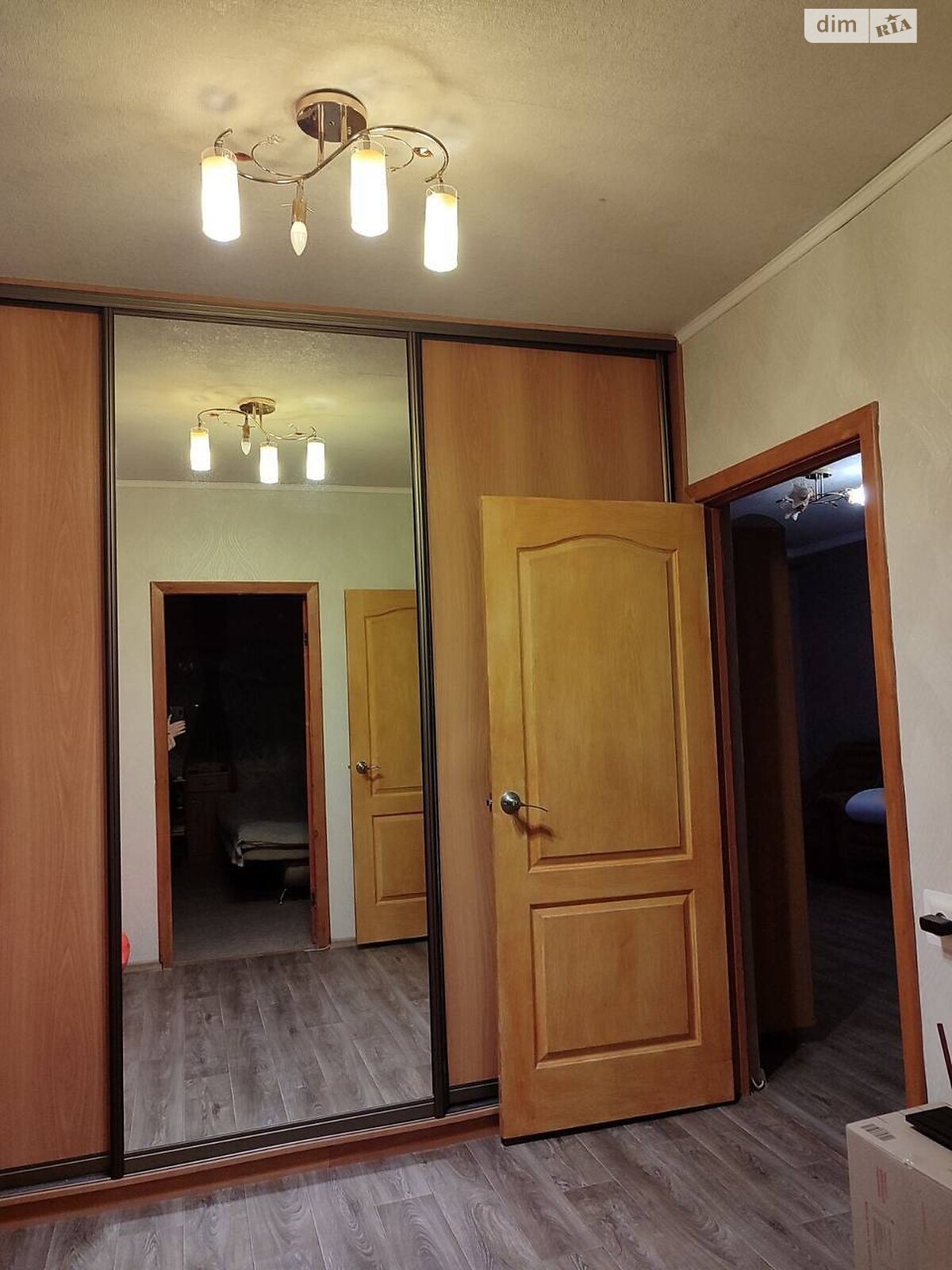 Продажа трехкомнатной квартиры в Киеве, на просп. Европейского Союза 8, район Виноградарь фото 1