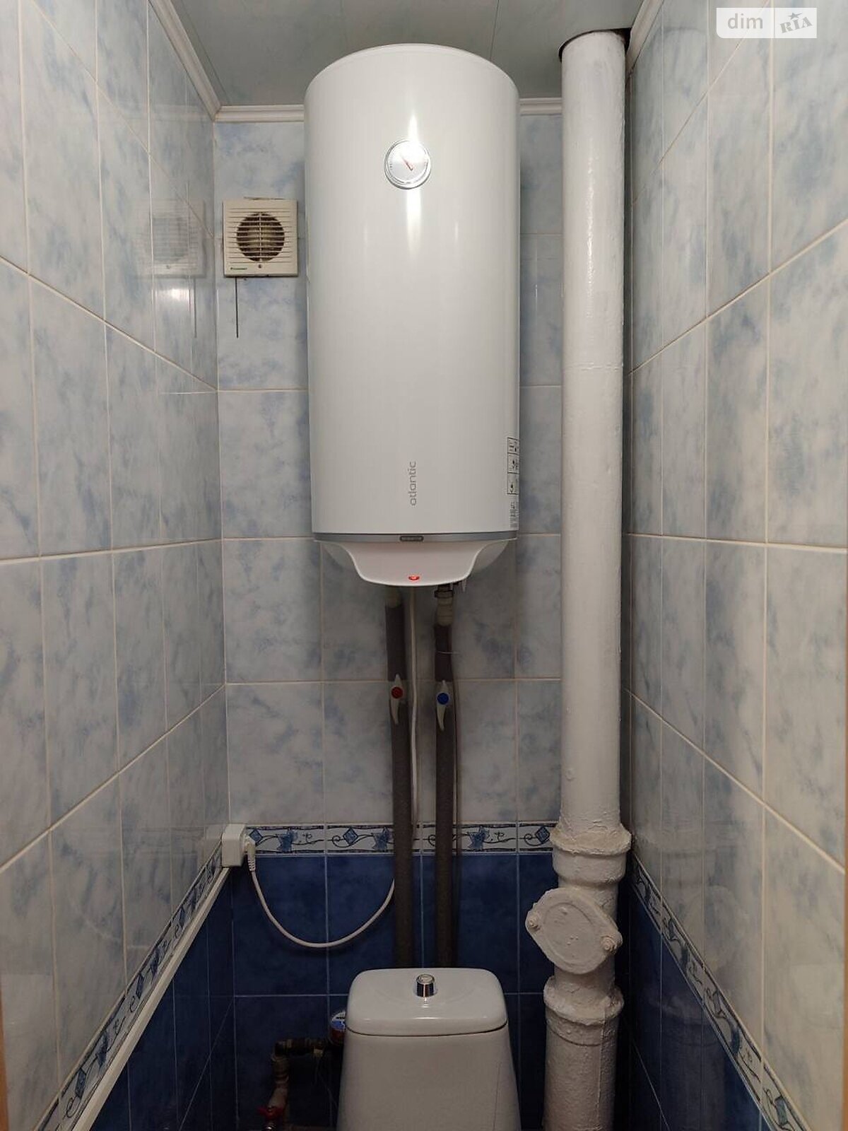 Продажа трехкомнатной квартиры в Киеве, на просп. Европейского Союза 8, район Виноградарь фото 1