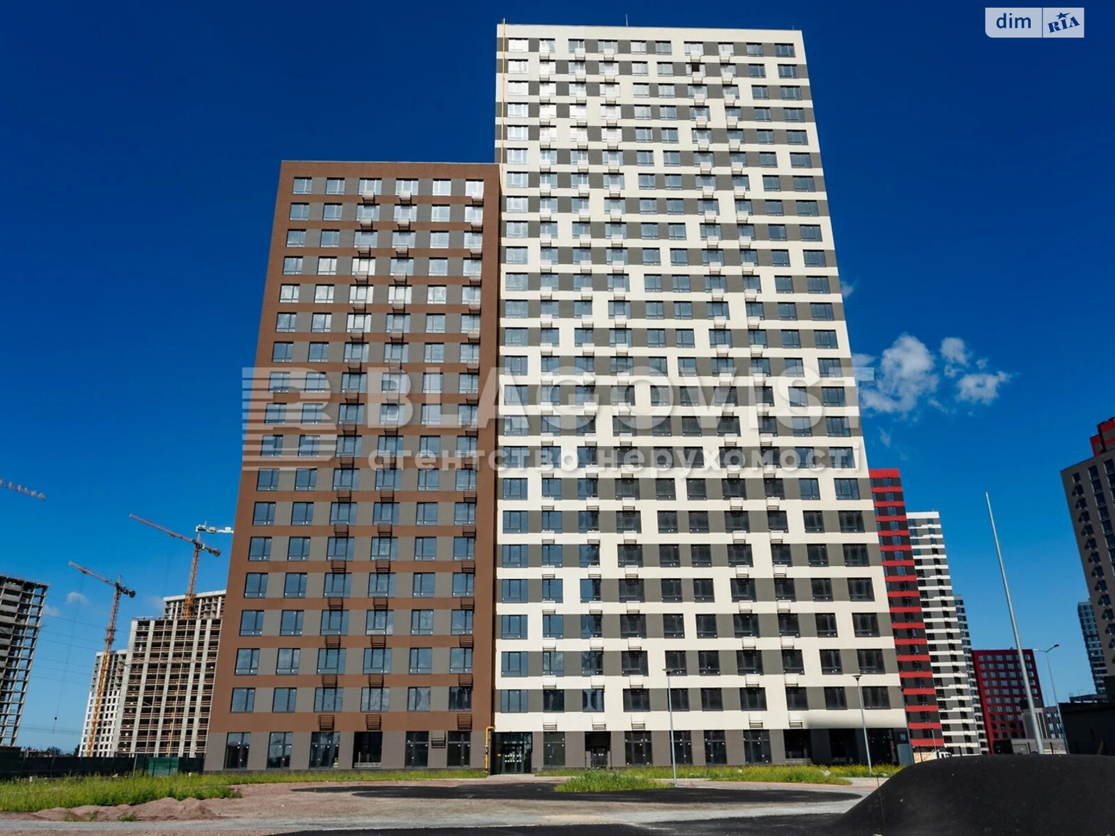 Продажа двухкомнатной квартиры в Киеве, на просп. Европейского Союза 7/8, район Виноградарь фото 1