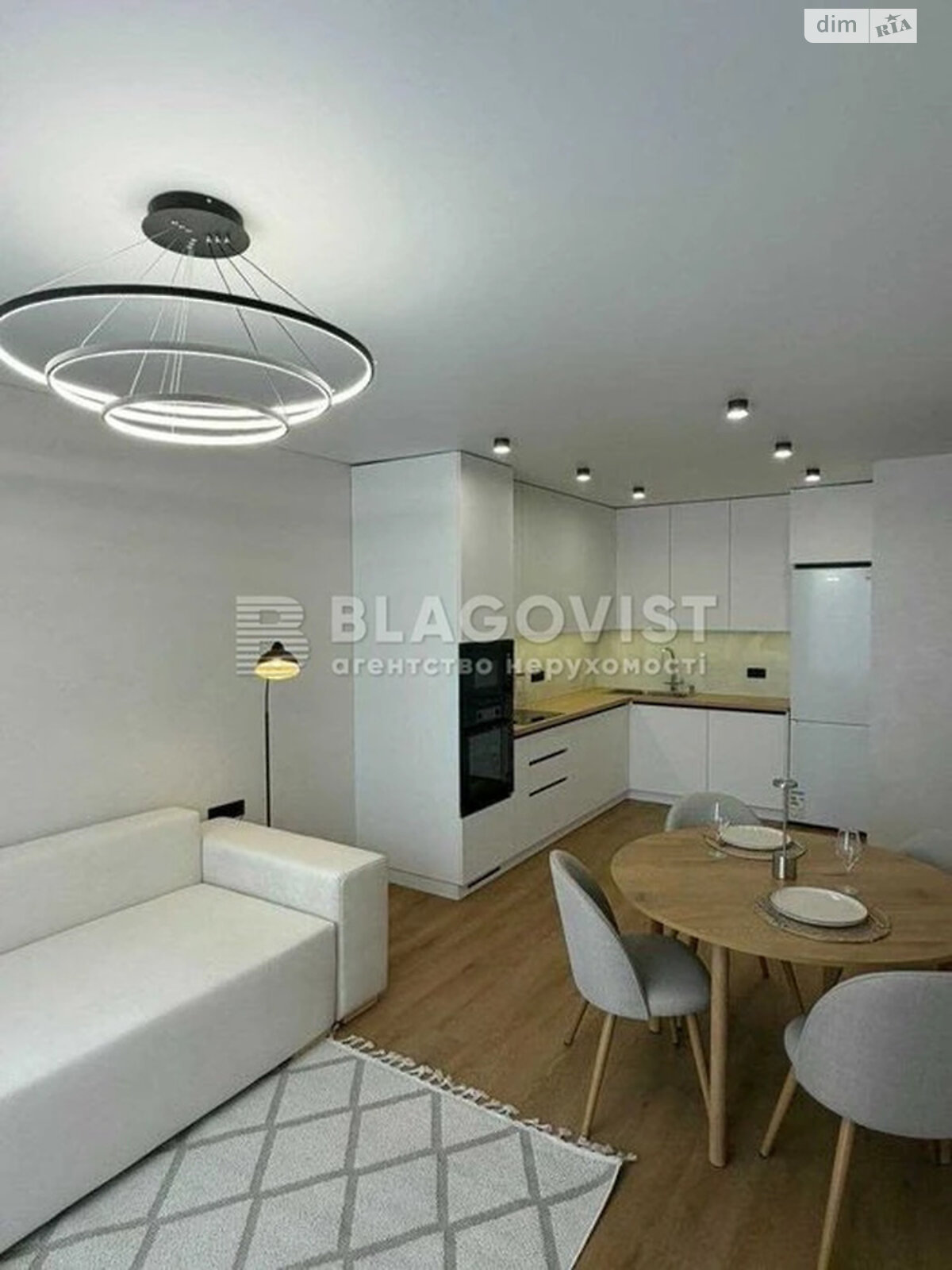 Продажа двухкомнатной квартиры в Киеве, на просп. Европейского Союза 7/8, район Виноградарь фото 1