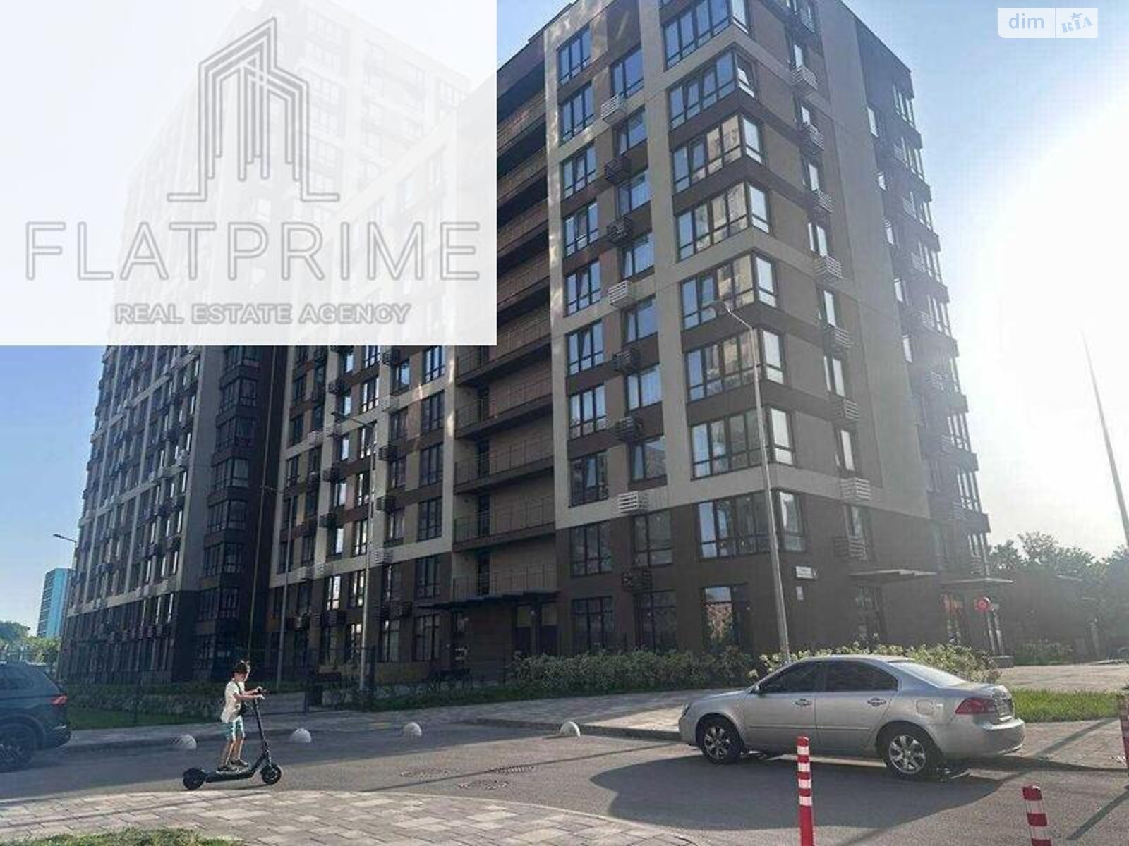 Продаж трикімнатної квартири в Києві, на вул. Генерала Грекова 4 корпус 2, район Виноградар фото 1 Продаж трикімнатної квартири в Києві, на вул. Генерала Грекова 4 корпус 2, район Виноградар фото 1