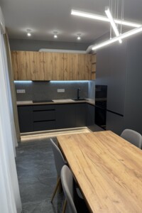 Продажа трехкомнатной квартиры в Киеве, на ул. Генерала Грекова 2, район Виноградарь фото 2 Продажа трехкомнатной квартиры в Киеве, на ул. Генерала Грекова 2, район Виноградарь фото 2