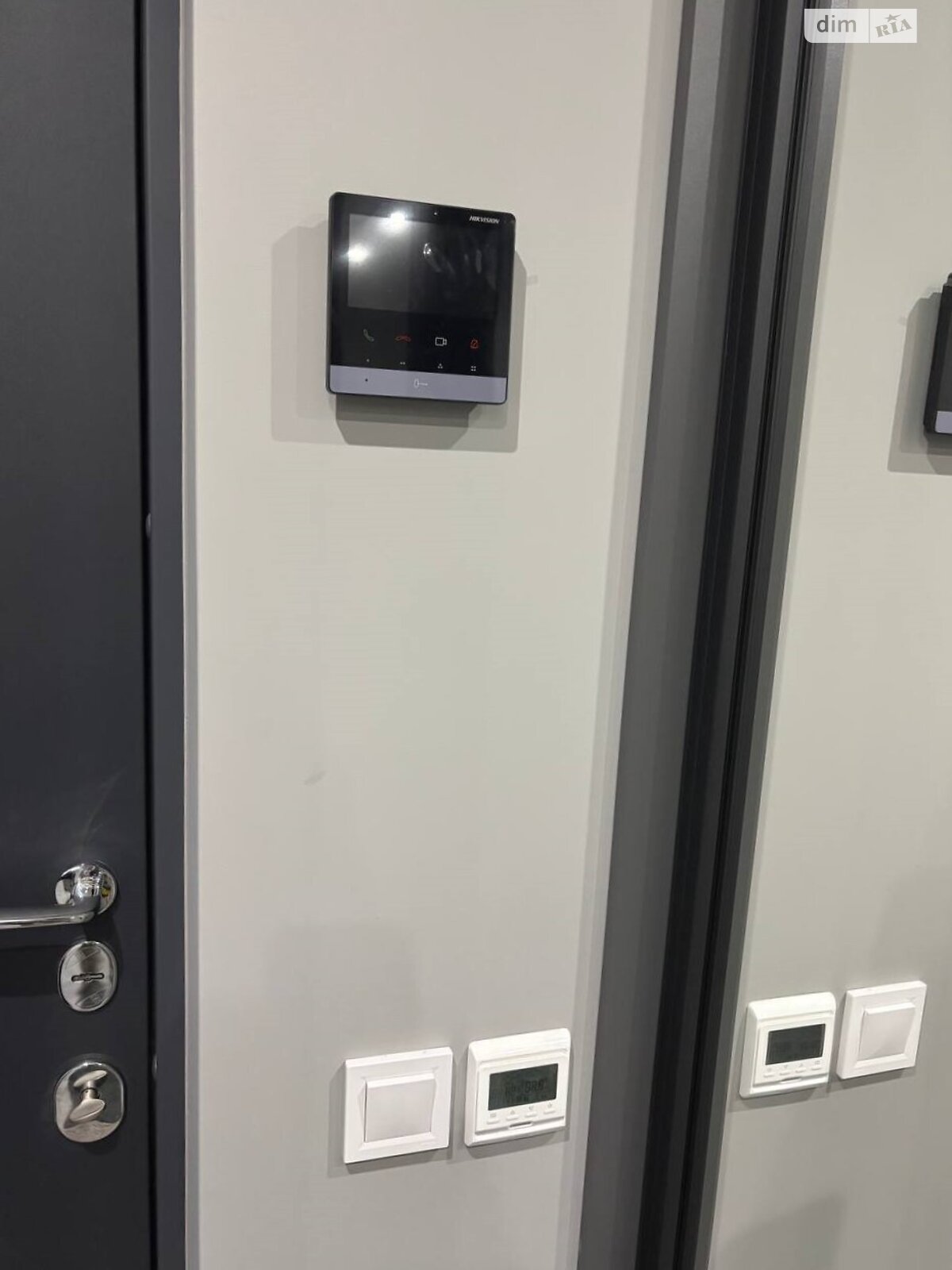 Продажа трехкомнатной квартиры в Киеве, на ул. Генерала Грекова 2, район Виноградарь фото 1 Продажа трехкомнатной квартиры в Киеве, на ул. Генерала Грекова 2, район Виноградарь фото 1