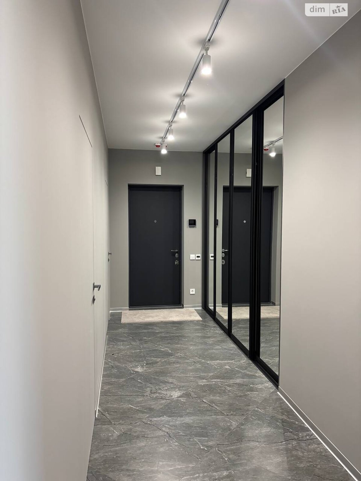 Продажа трехкомнатной квартиры в Киеве, на ул. Генерала Грекова 2, район Виноградарь фото 1 Продажа трехкомнатной квартиры в Киеве, на ул. Генерала Грекова 2, район Виноградарь фото 1