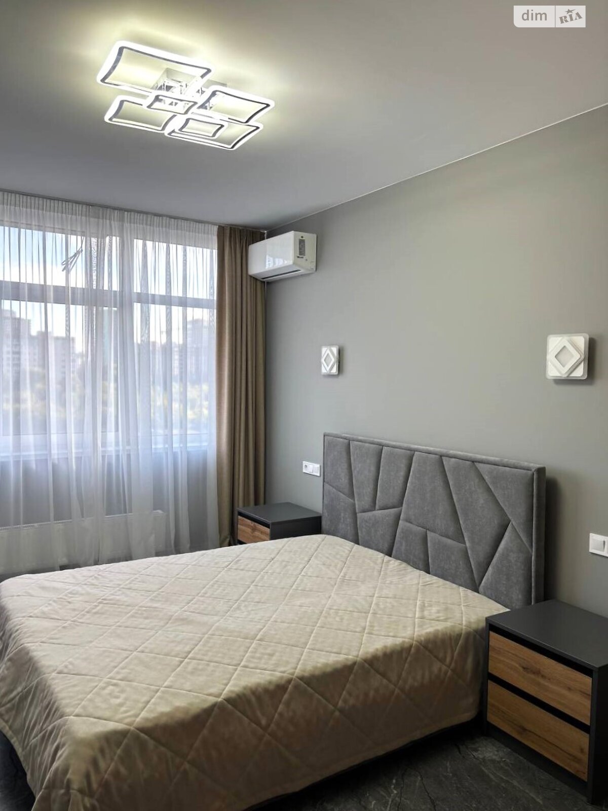 Продажа трехкомнатной квартиры в Киеве, на ул. Генерала Грекова 2, район Виноградарь фото 1 Продажа трехкомнатной квартиры в Киеве, на ул. Генерала Грекова 2, район Виноградарь фото 1