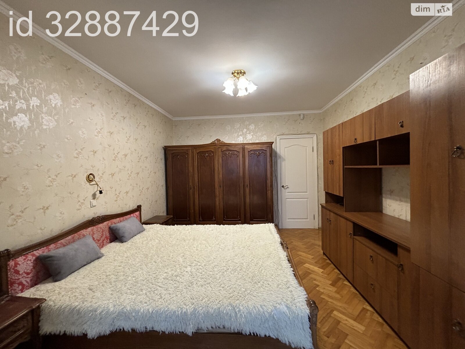 Продажа четырехкомнатной квартиры в Киеве, на просп. Гонгадзе Георгия 20А, район Виноградарь фото 1 Продажа четырехкомнатной квартиры в Киеве, на просп. Гонгадзе Георгия 20А, район Виноградарь фото 1