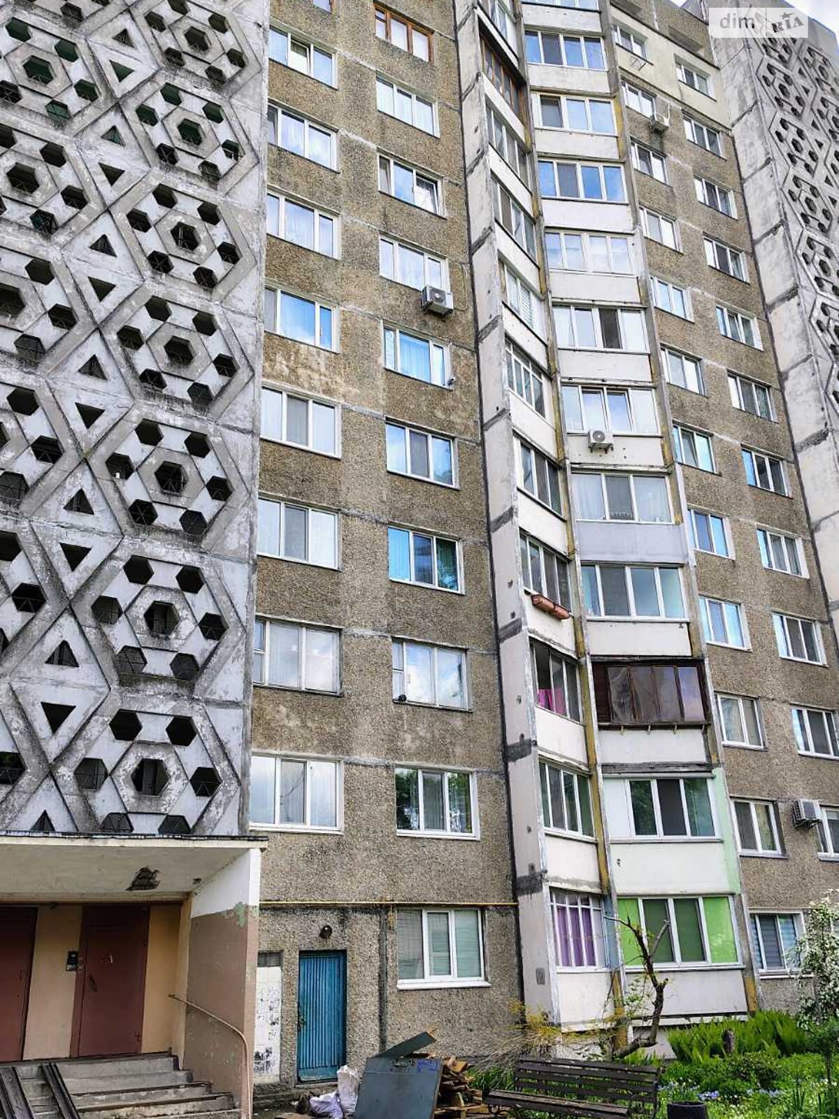 Продаж трикімнатної квартири в Києві, на просп. Гонгадзе Георгія 12, район Виноградар фото 1 Продаж трикімнатної квартири в Києві, на просп. Гонгадзе Георгія 12, район Виноградар фото 1