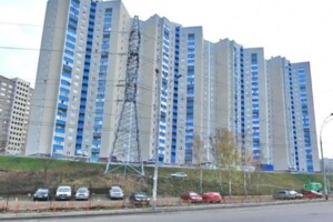 Продажа трехкомнатной квартиры в Киеве, на просп. Правды 31А, район Виноградарь фото 2