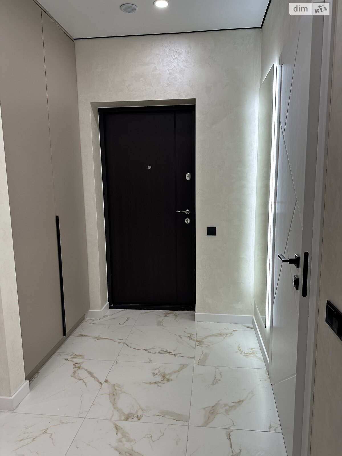 Продажа однокомнатной квартиры в Киеве, на ул. Семьи Кристеров 16, кв. 205, район Виноградарь фото 1 Продажа однокомнатной квартиры в Киеве, на ул. Семьи Кристеров 16, кв. 205, район Виноградарь фото 1