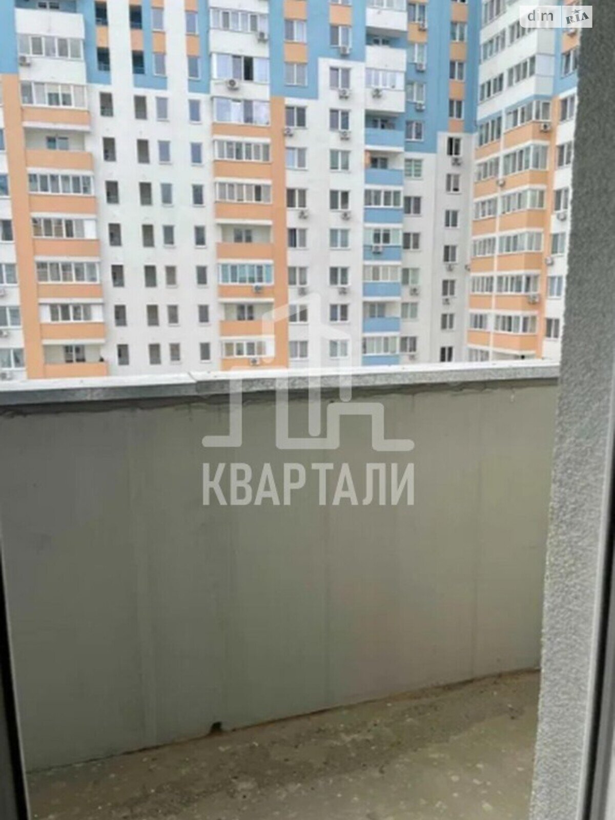 Продаж трикімнатної квартири в Києві, на вул. Сергія Данченка 32А, район Мостицький Масив фото 1