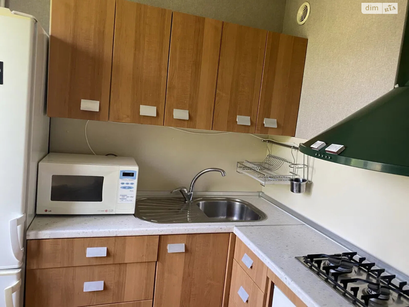 Продаж трикімнатної квартири в Києві, на вул. Світлицького 26А, район Виноградар фото 1 Продаж трикімнатної квартири в Києві, на вул. Світлицького 26А, район Виноградар фото 1