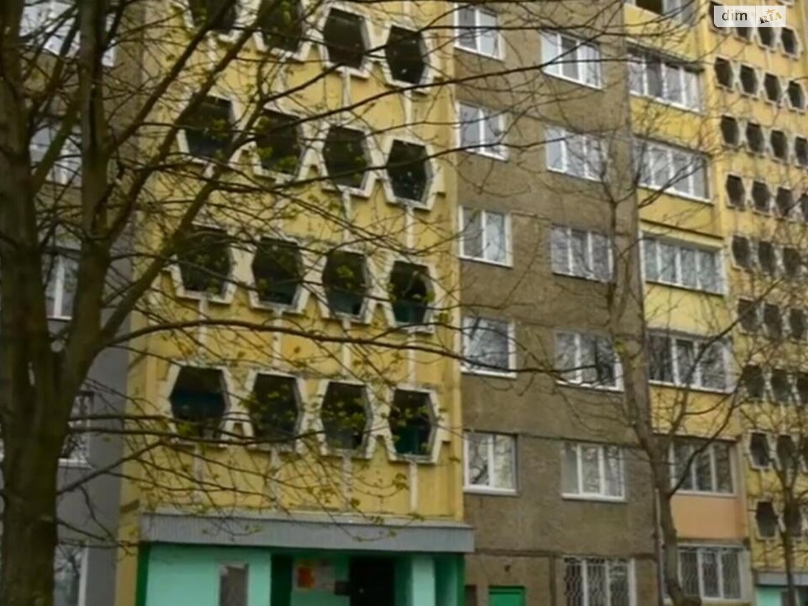 Продажа трехкомнатной квартиры в Киеве, на просп. Свободы 38, район Виноградарь фото 1