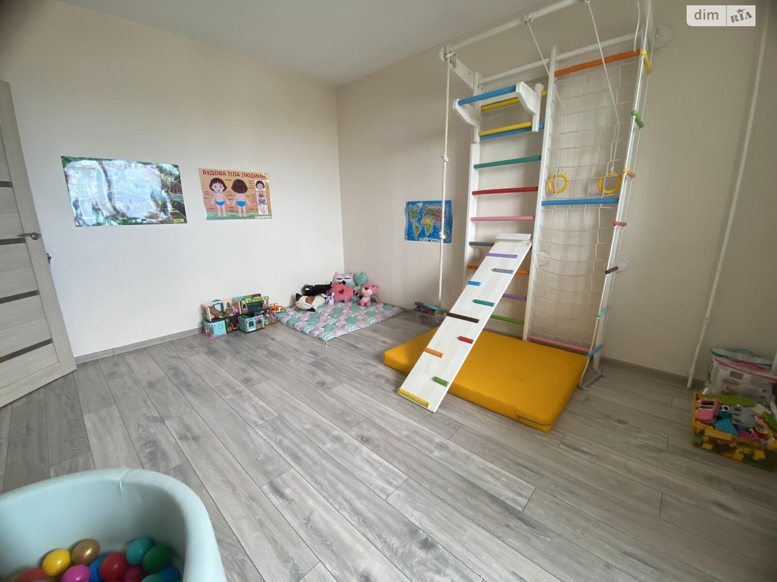 Продаж трикімнатної квартири в Києві, на просп. Свободи 2В, район Виноградар фото 1 Продаж трикімнатної квартири в Києві, на просп. Свободи 2В, район Виноградар фото 1