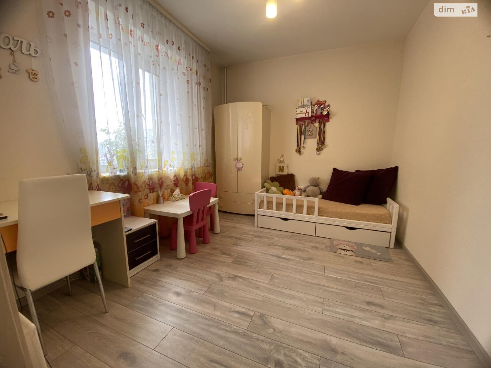 Продаж трикімнатної квартири в Києві, на просп. Свободи 2В, район Виноградар фото 1