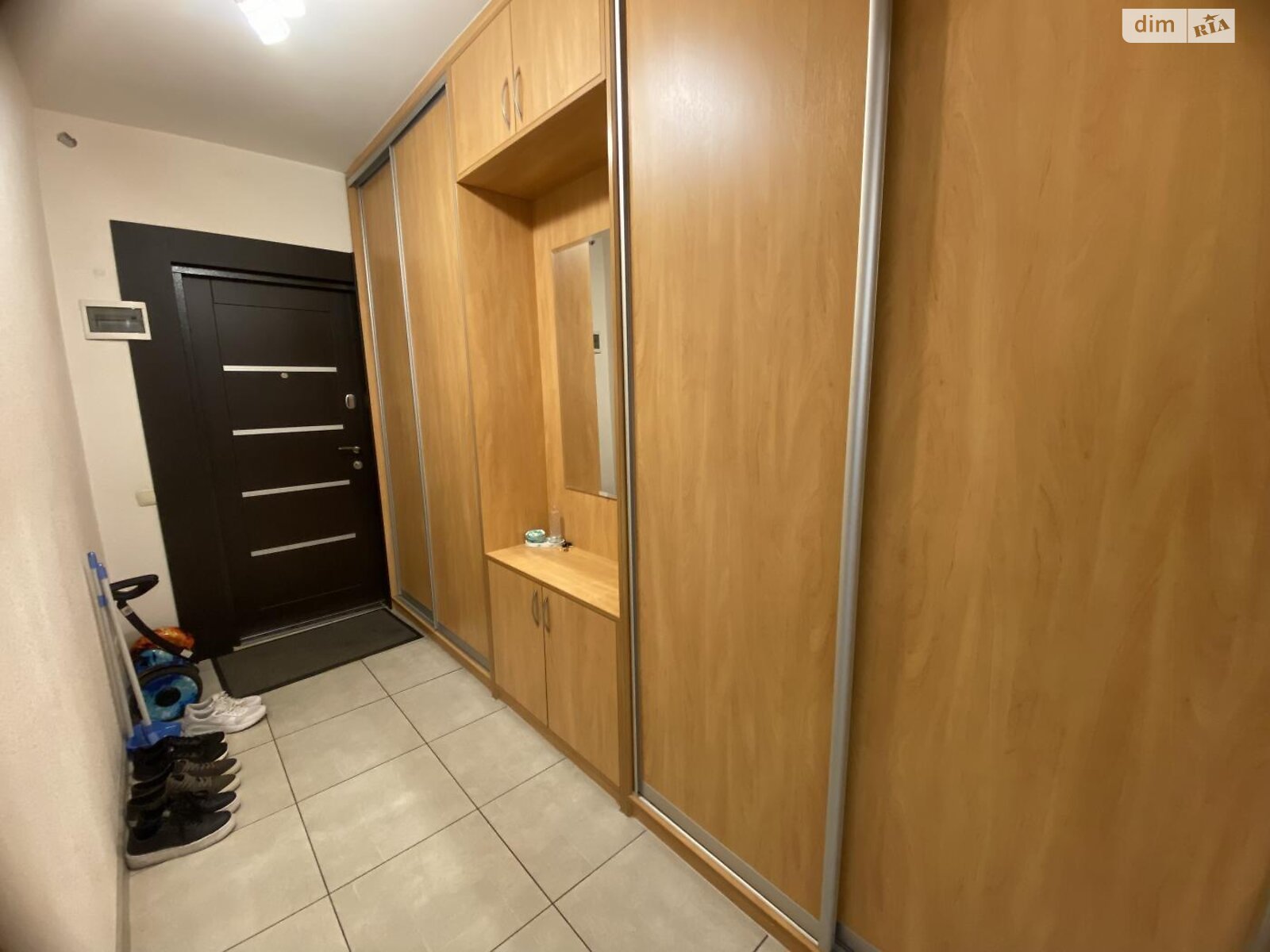 Продаж трикімнатної квартири в Києві, на просп. Свободи 2В, район Виноградар фото 1
