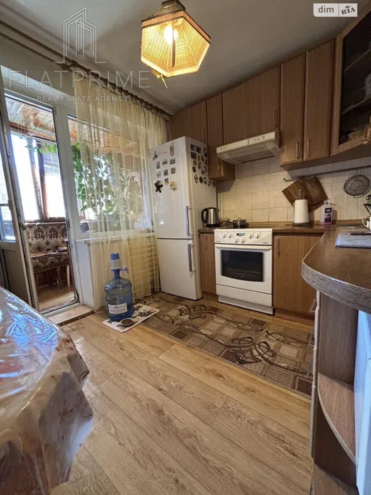 Продажа трехкомнатной квартиры в Киеве, на просп. Свободы 30, район Виноградарь фото 1 Продажа трехкомнатной квартиры в Киеве, на просп. Свободы 30, район Виноградарь фото 1