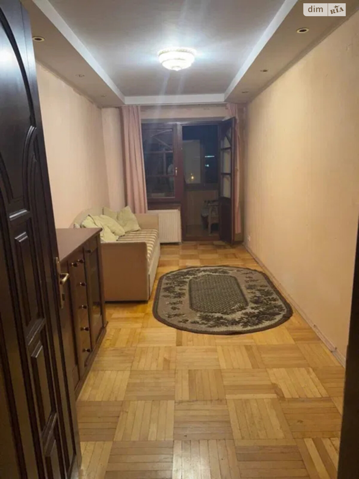 Продажа трехкомнатной квартиры в Киеве, на просп. Василия Порика 15А, район Виноградарь фото 1 Продажа трехкомнатной квартиры в Киеве, на просп. Василия Порика 15А, район Виноградарь фото 1