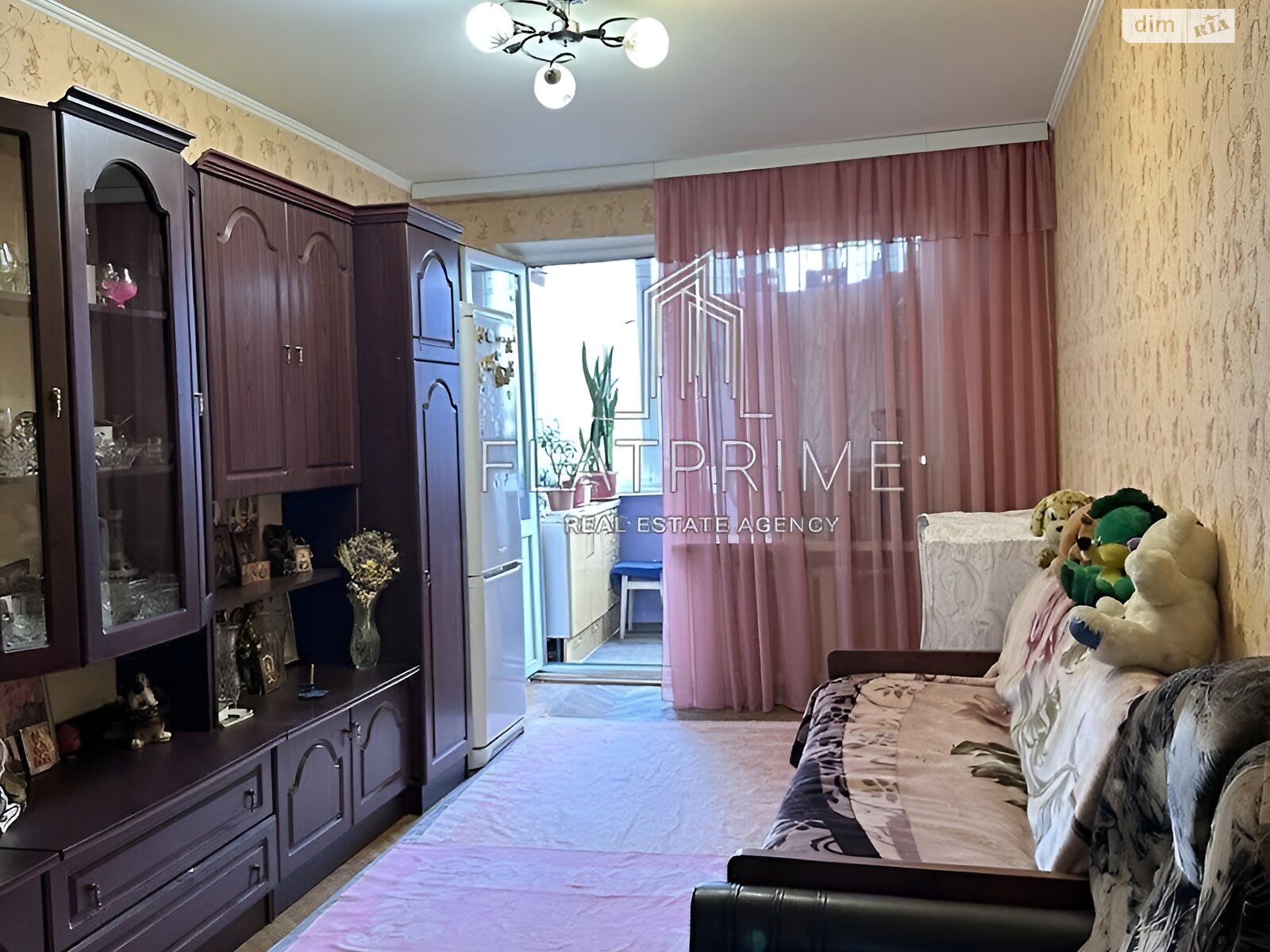 Продажа трехкомнатной квартиры в Киеве, на просп. Василия Порика 15, район Виноградарь фото 1 Продажа трехкомнатной квартиры в Киеве, на просп. Василия Порика 15, район Виноградарь фото 1