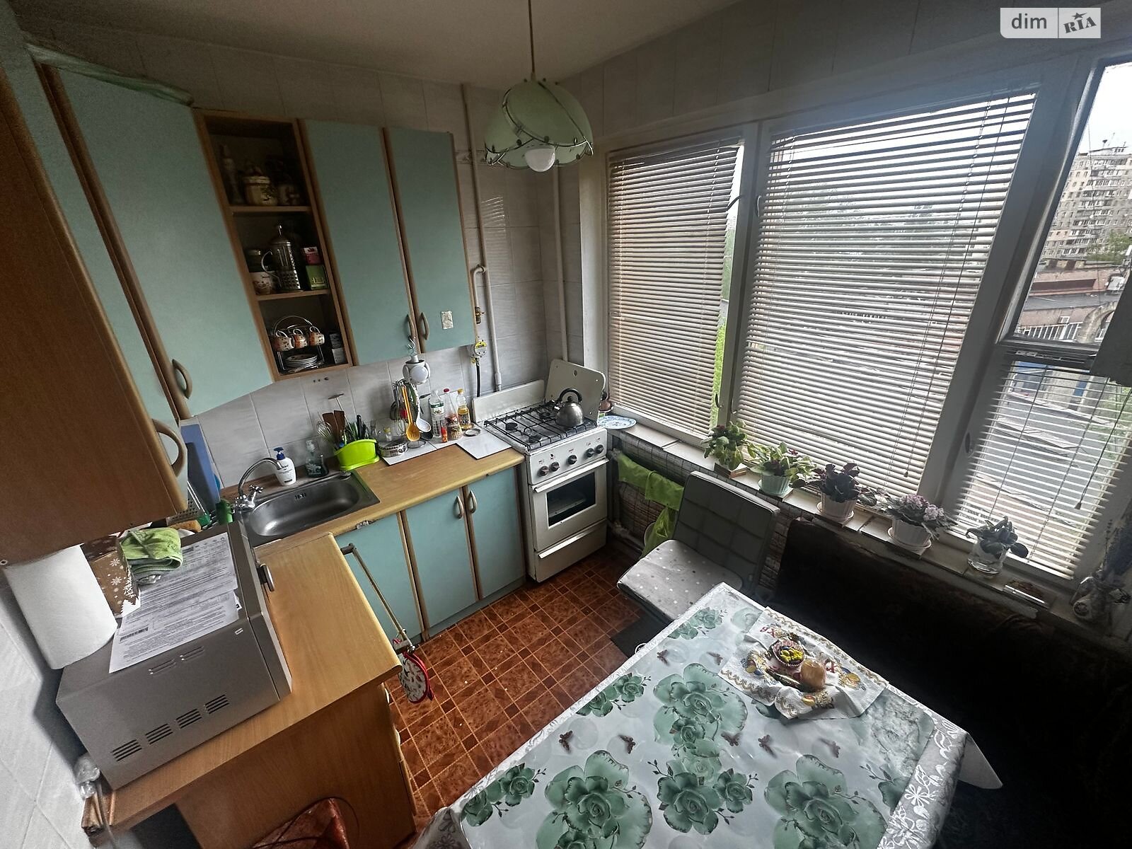 Продажа трехкомнатной квартиры в Киеве, на просп. Василия Порика 15А, район Виноградарь фото 1 Продажа трехкомнатной квартиры в Киеве, на просп. Василия Порика 15А, район Виноградарь фото 1