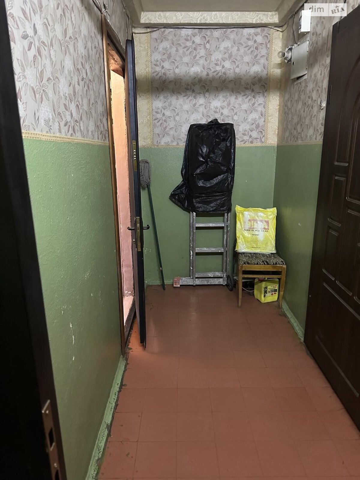 Продажа трехкомнатной квартиры в Киеве, на просп. Василия Порика 15А, район Виноградарь фото 1 Продажа трехкомнатной квартиры в Киеве, на просп. Василия Порика 15А, район Виноградарь фото 1
