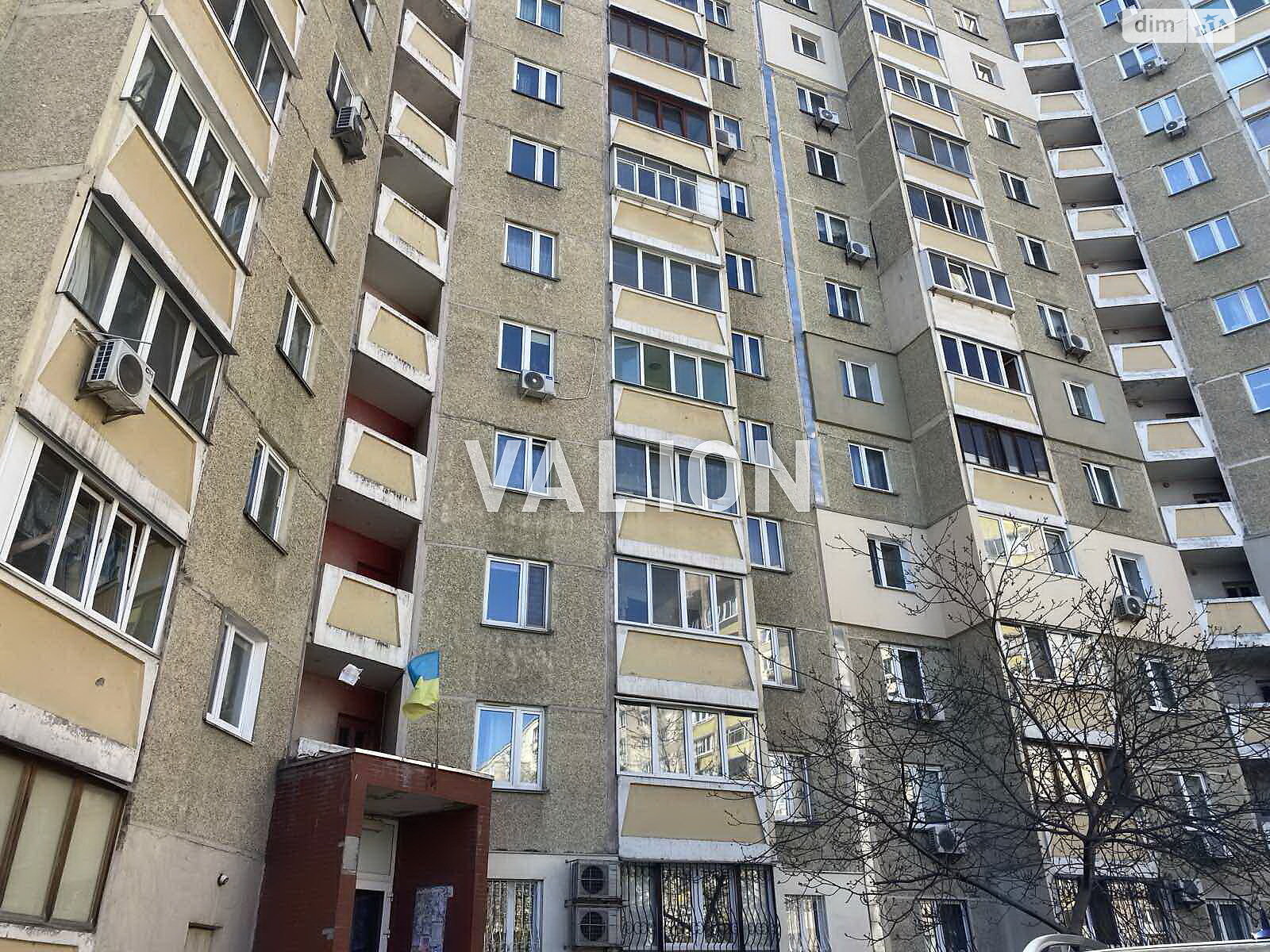 Продажа трехкомнатной квартиры в Киеве, на просп. Василия Порика 7А, район Виноградарь фото 1 Продажа трехкомнатной квартиры в Киеве, на просп. Василия Порика 7А, район Виноградарь фото 1